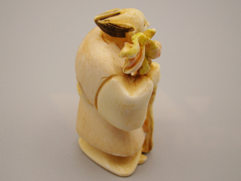 Antique Ivory, Natural Ivory, Ivory Figurine, Mediterranean Ivory, handcarved Ivory, Asien Ivory, Elephant Ivory, Netsuke, Netsuke - Japan, 20th Century