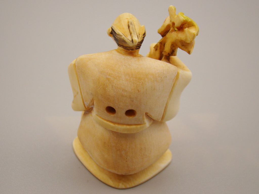 Antique Ivory, Natural Ivory, Ivory Figurine, Mediterranean Ivory, handcarved Ivory, Asien Ivory, Elephant Ivory, Netsuke, Netsuke - Japan, 20th Century