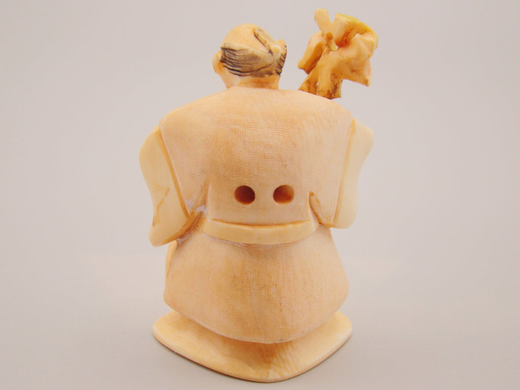 Antique Ivory, Natural Ivory, Ivory Figurine, Mediterranean Ivory, handcarved Ivory, Asien Ivory, Elephant Ivory, Netsuke, Netsuke - Japan, 20th Century