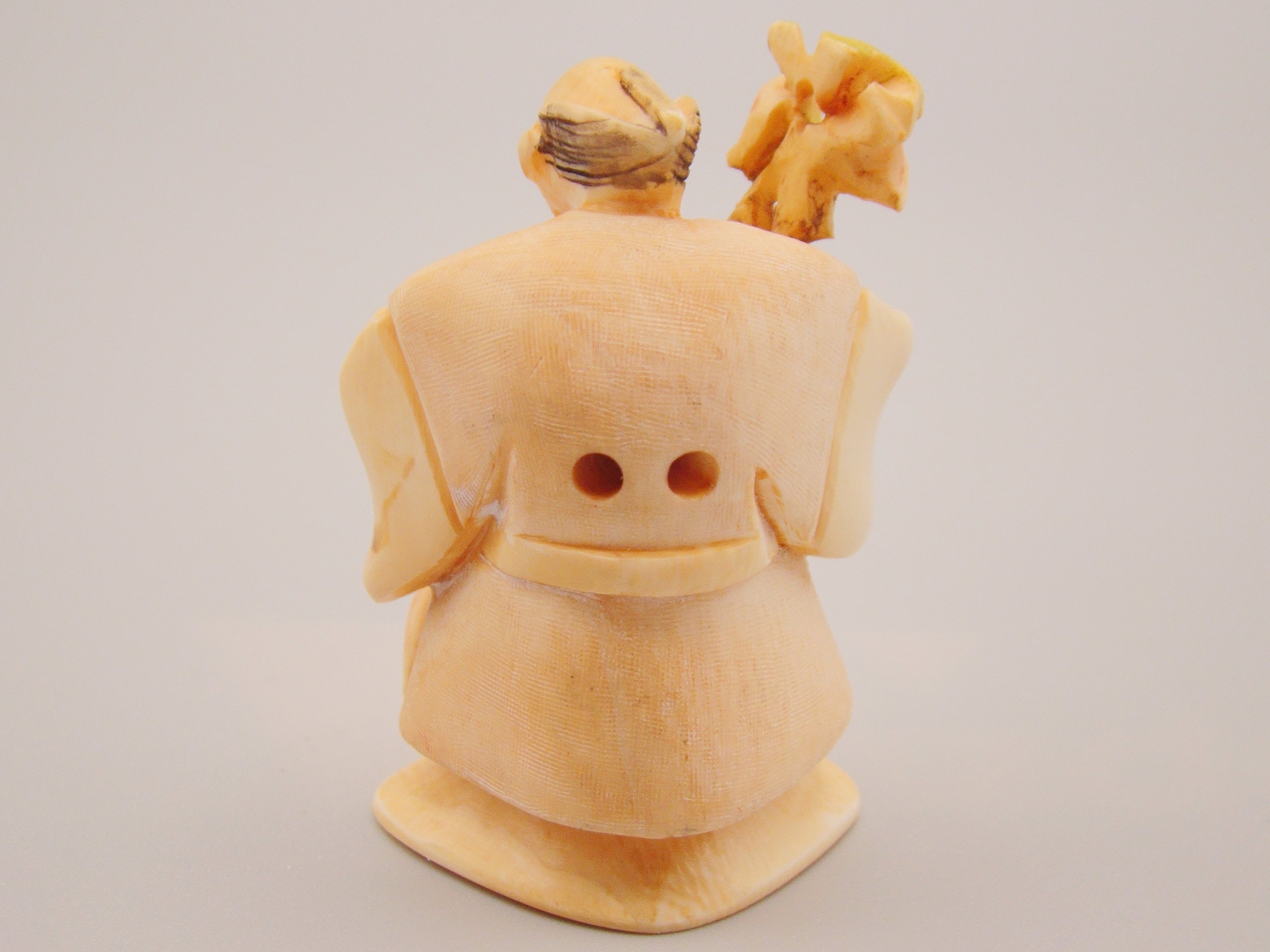 Antique Ivory, Natural Ivory, Ivory Figurine, Mediterranean Ivory, handcarved Ivory, Asien Ivory, Elephant Ivory, Netsuke, Netsuke - Japan, 20th Century