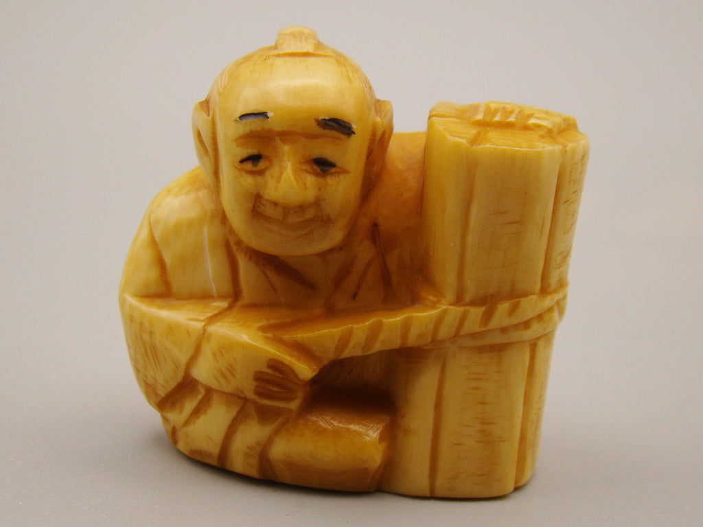 Antique Ivory, Natural Ivory, Ivory Figurine, Mediterranean Ivory, handcarved Ivory, Asien Ivory, Elephant Ivory, Netsuke, Netsuke - Japan, 20th Century