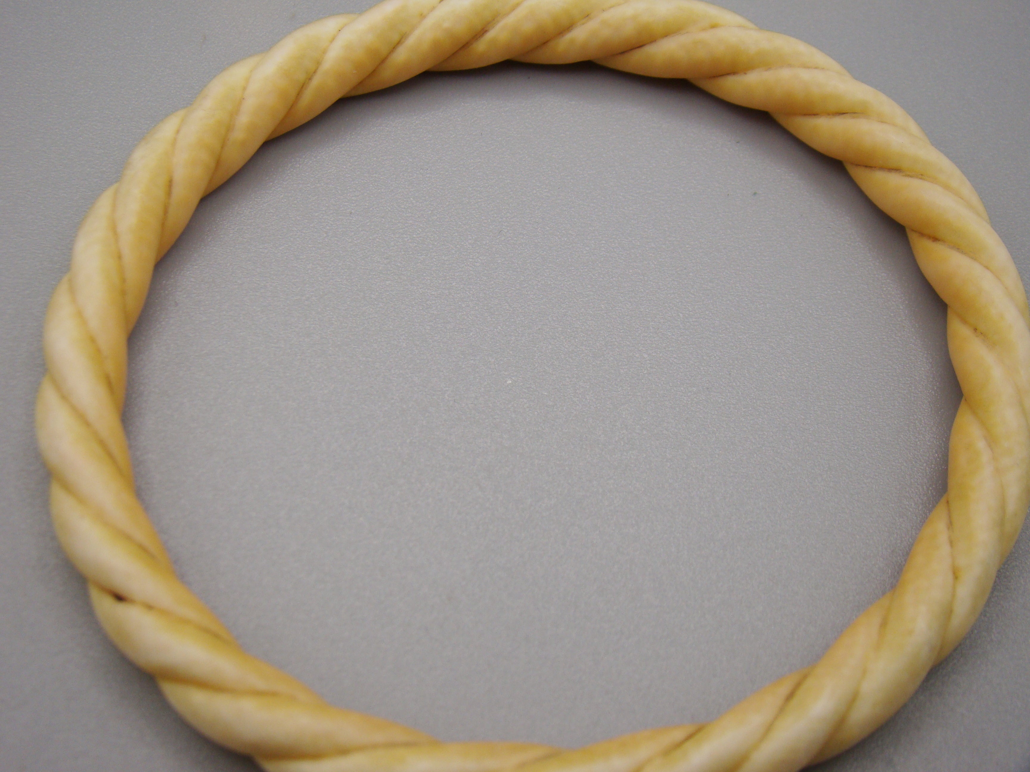 Antique Ivory, Natural Ivory, Ivory Bracelet, Mediterranean Ivory, handcarved Ivory, Asien Ivory, Elephant Ivory