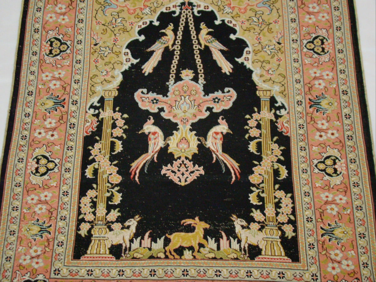Antique Ozipek Hereke silk wall carpet border detail multicolor CA016