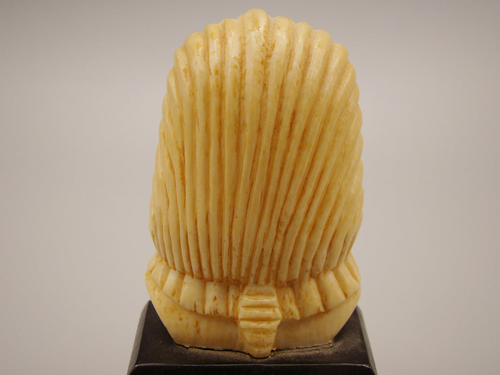 Antique Natural Elephant Ivory Figur - Handcarved - Kingdom of Antique Arts