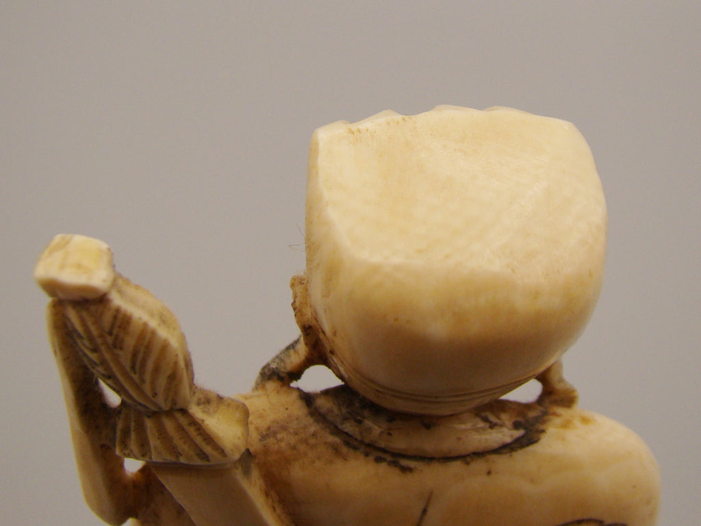 Antique Natural Elephant Ivory Figur - Handcarved - Netsuke Signed - Japan - Kingdom of Antique Arts