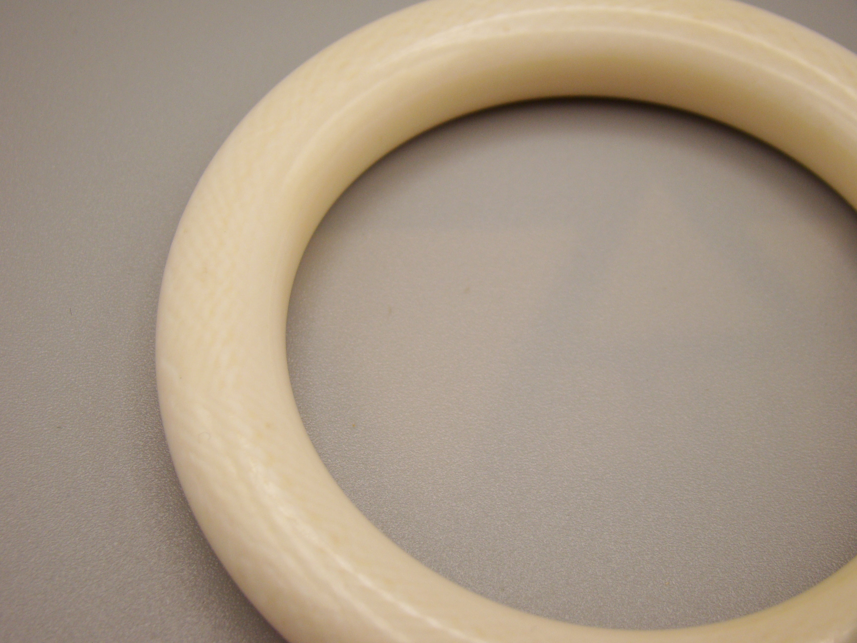 Antique Natural Elephant Ivory Bracelet - Kingdom of Antique Arts