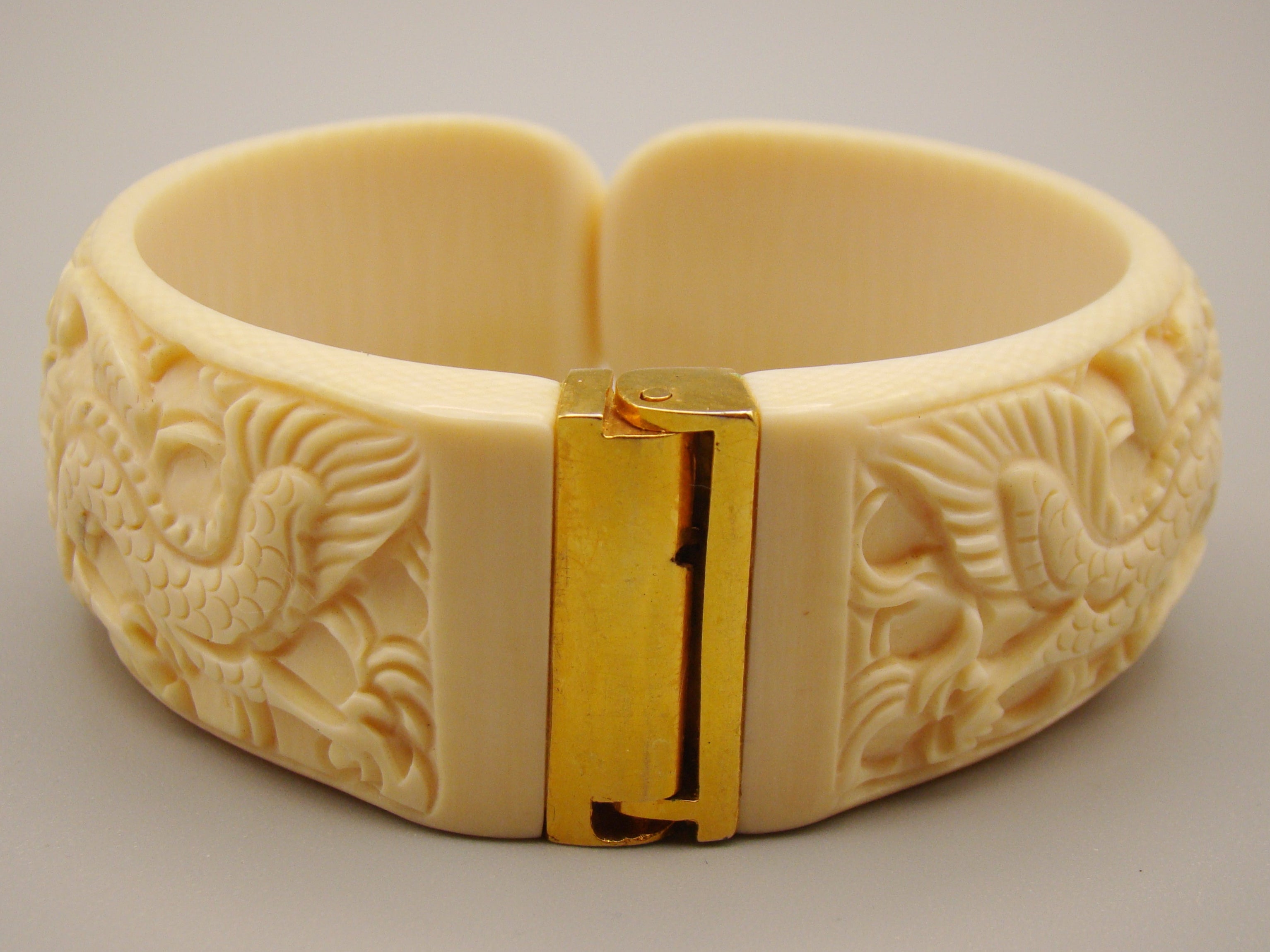 Antique Natural Elephant Ivory Bracelet - Kingdom of Antique Arts
