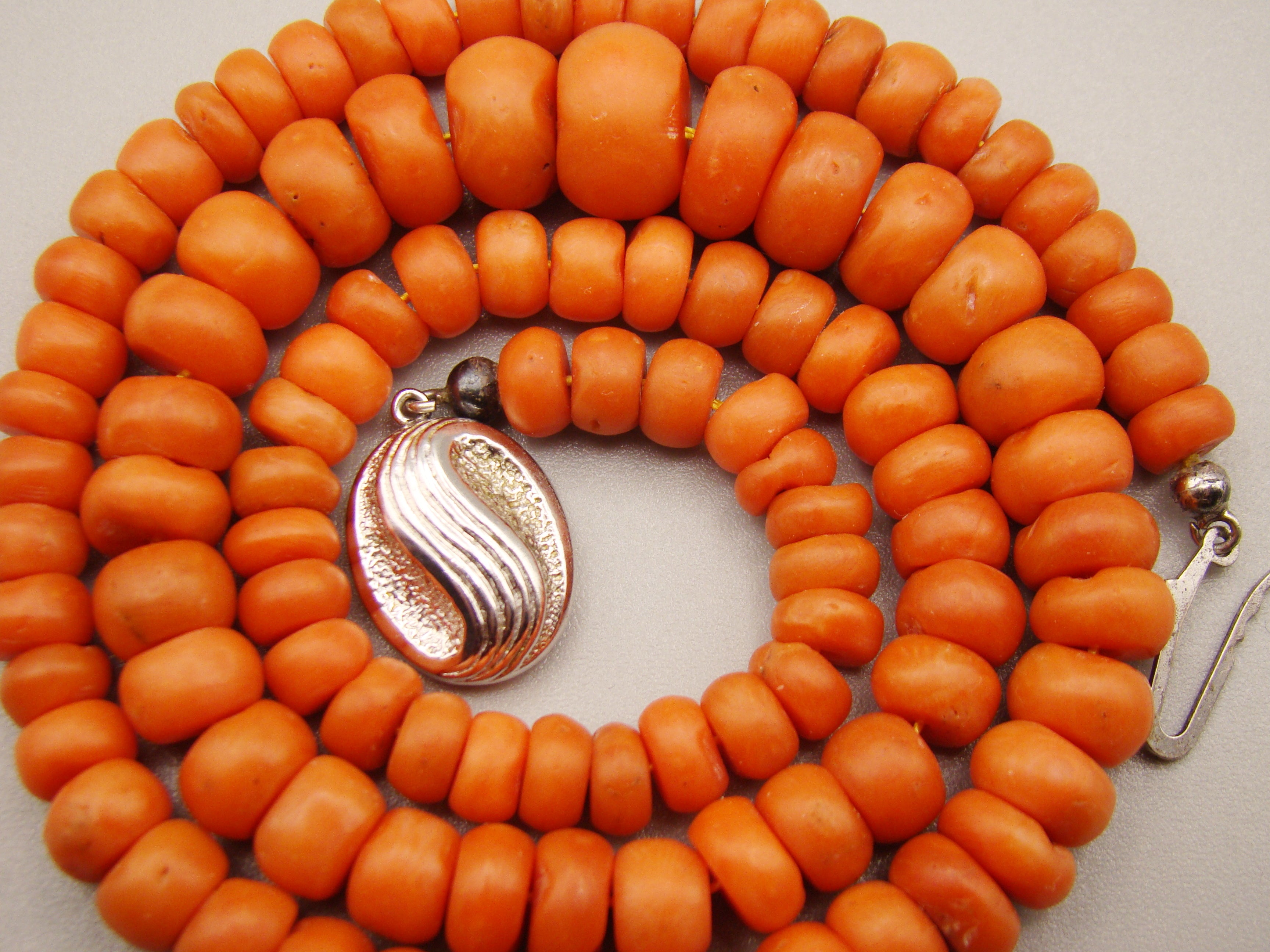Antique Natural Undyed Orange Coral Necklace - Kingdom of Antique Arts