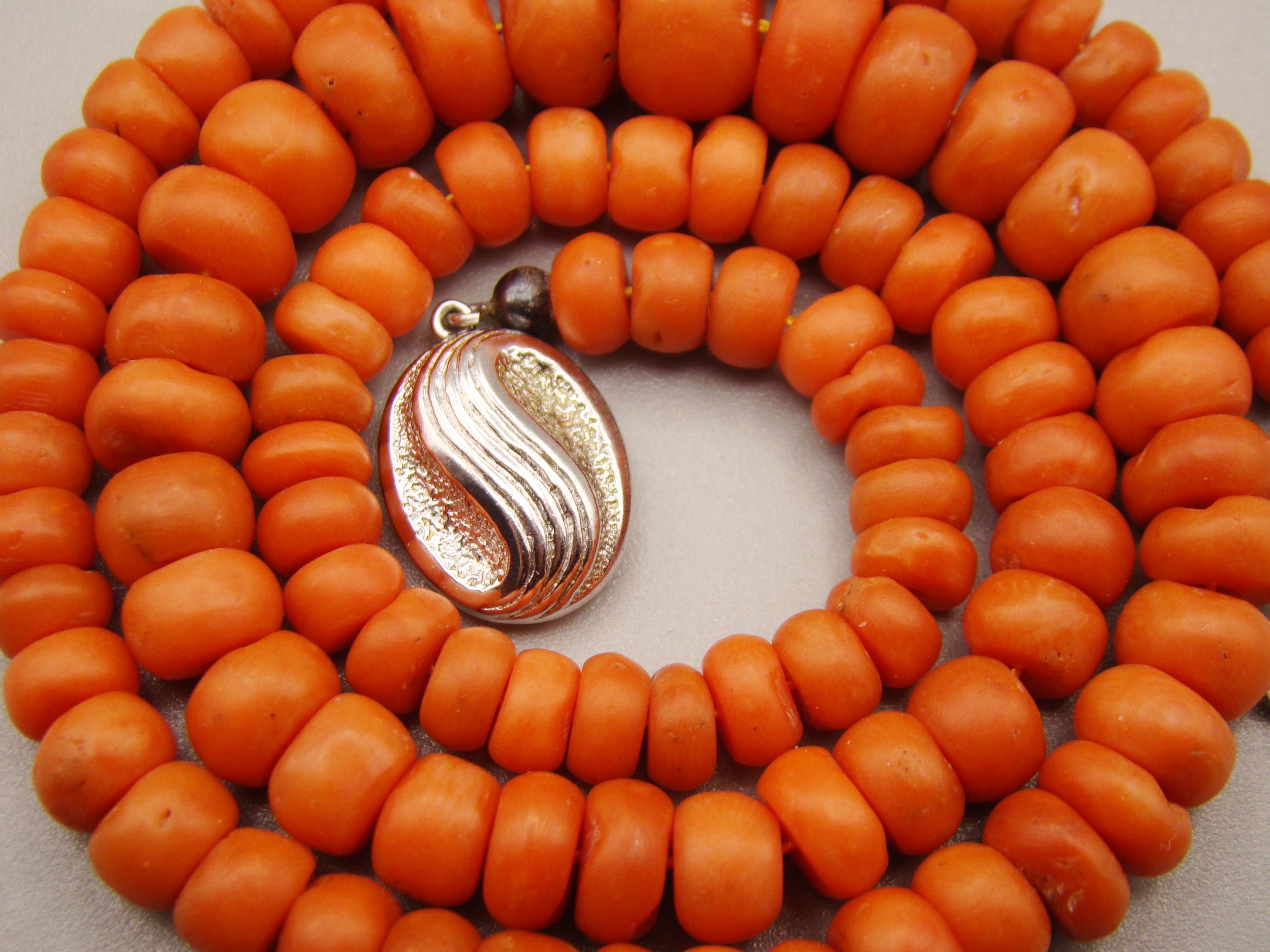 Antique Natural Undyed Orange Coral Necklace - Kingdom of Antique Arts
