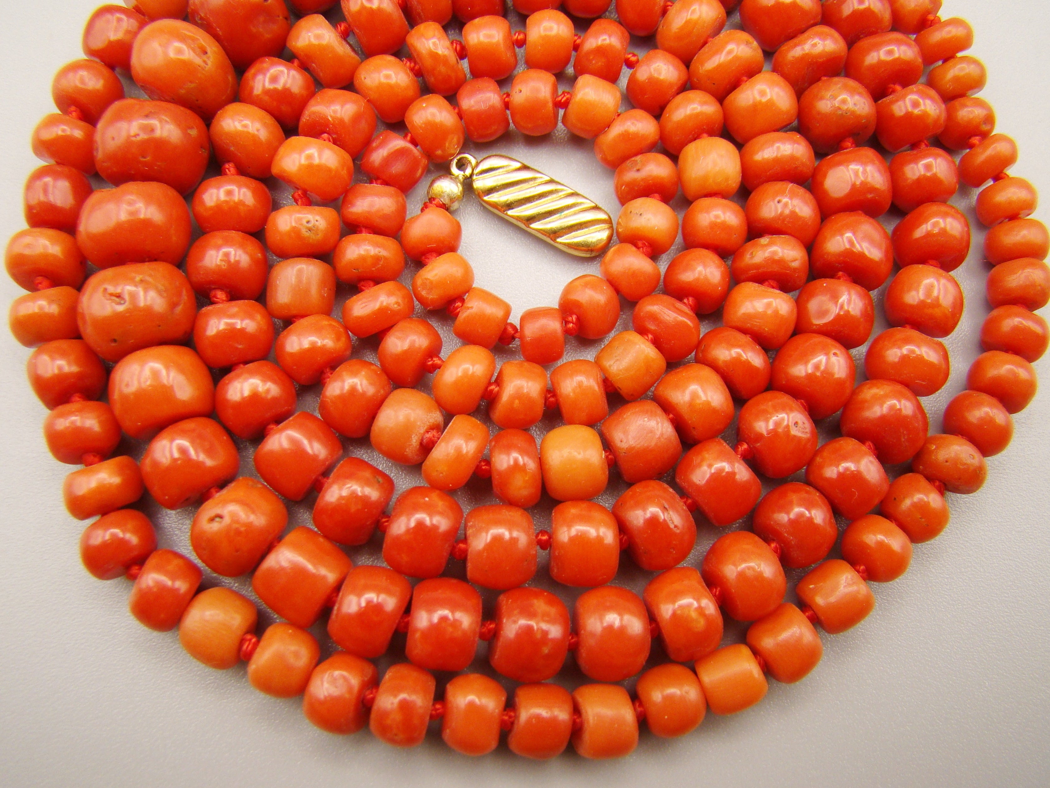 antique coral, natural coral, undyed coral, dark red coral, blood red coral, Italian coral, pacific coral, Sardinian Coral, Coral beads, Coral Rosary beads, Coral chain, Coral necklace, sea coral, aka coral, 14 karat Gold clasp
