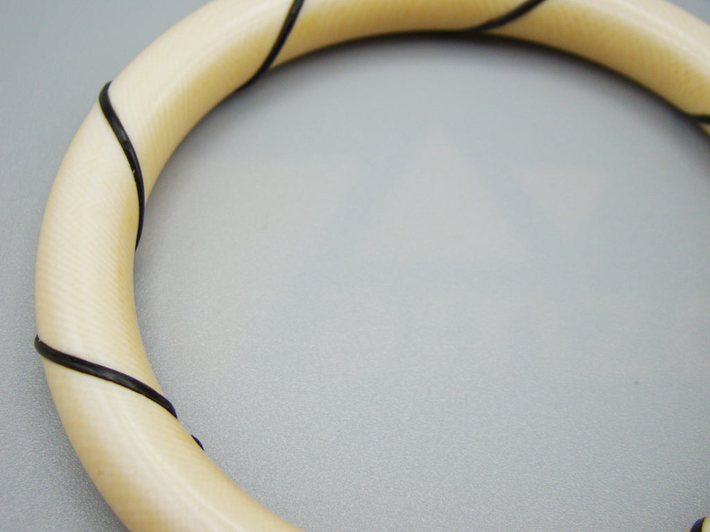 Antique Ivory, Natural Ivory, Ivory Bracelet, Mediterranean Ivory, handcarved Ivory, Asien Ivory, Elephant Ivory