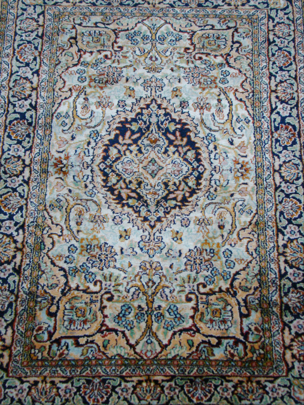 Antique Oriental silk wall carpet fine weave texture detail CA018