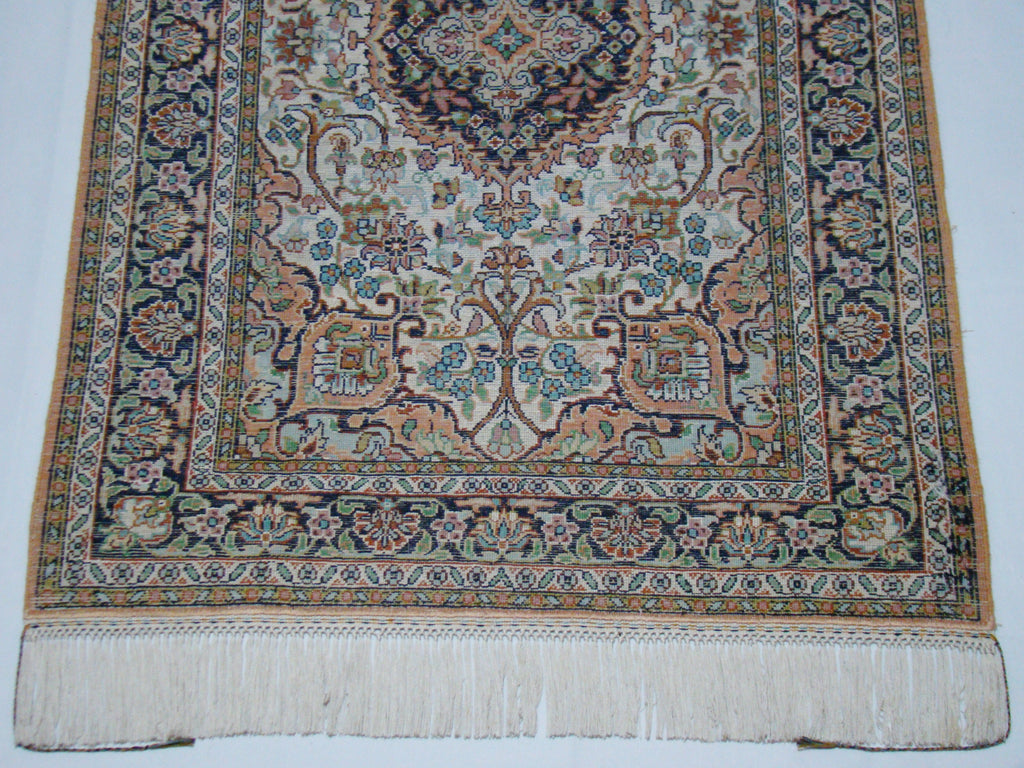 Antique Oriental silk wall carpet full back view CA018