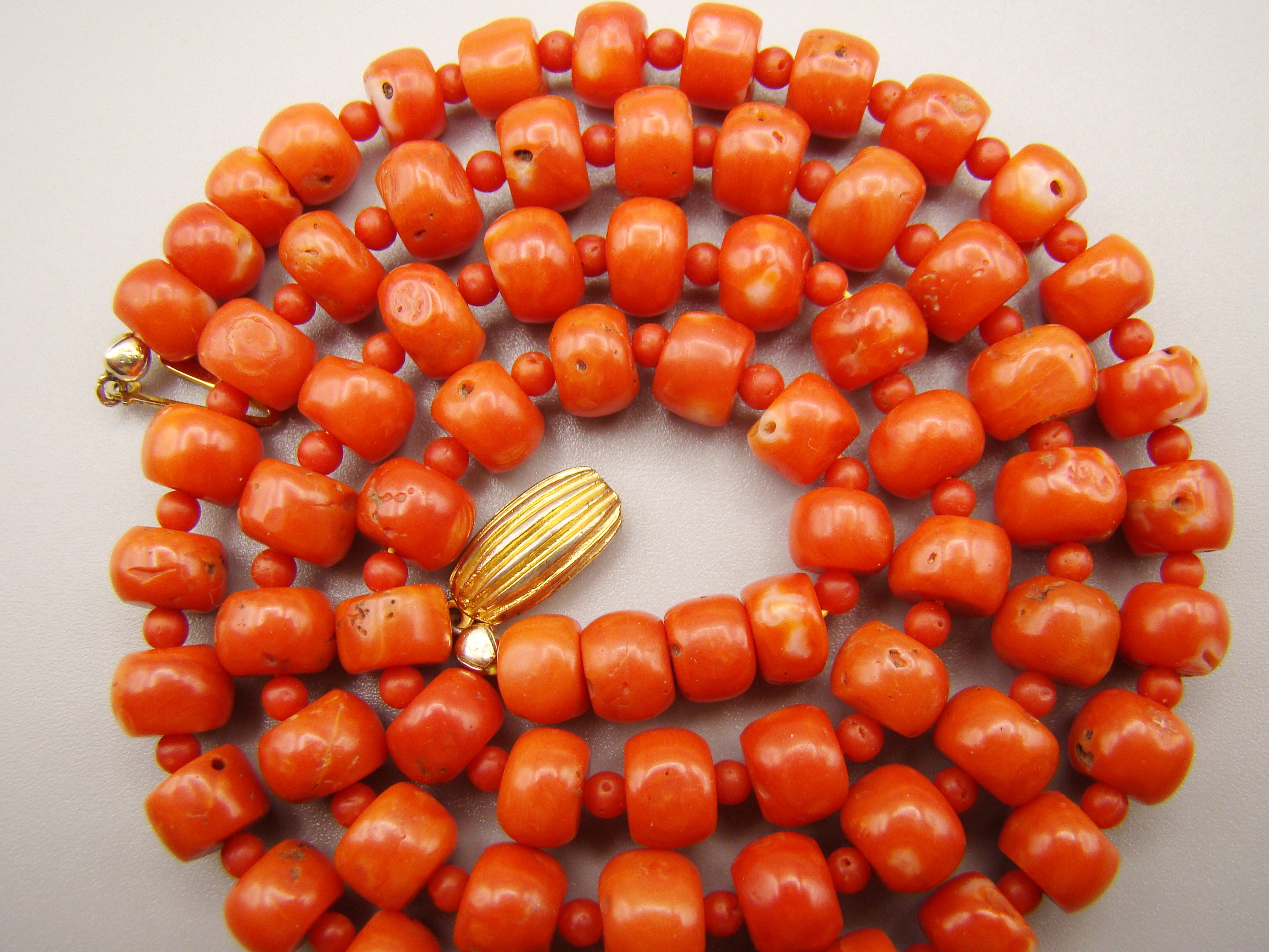 antique coral, natural coral, undyed coral, dark red coral, blood red coral, Italian coral, pacific coral, Sardinian Coral, Coral beads, Coral Rosary beads, Coral chain, Coral necklace, sea coral, aka coral, 14 Karat Gold clasp