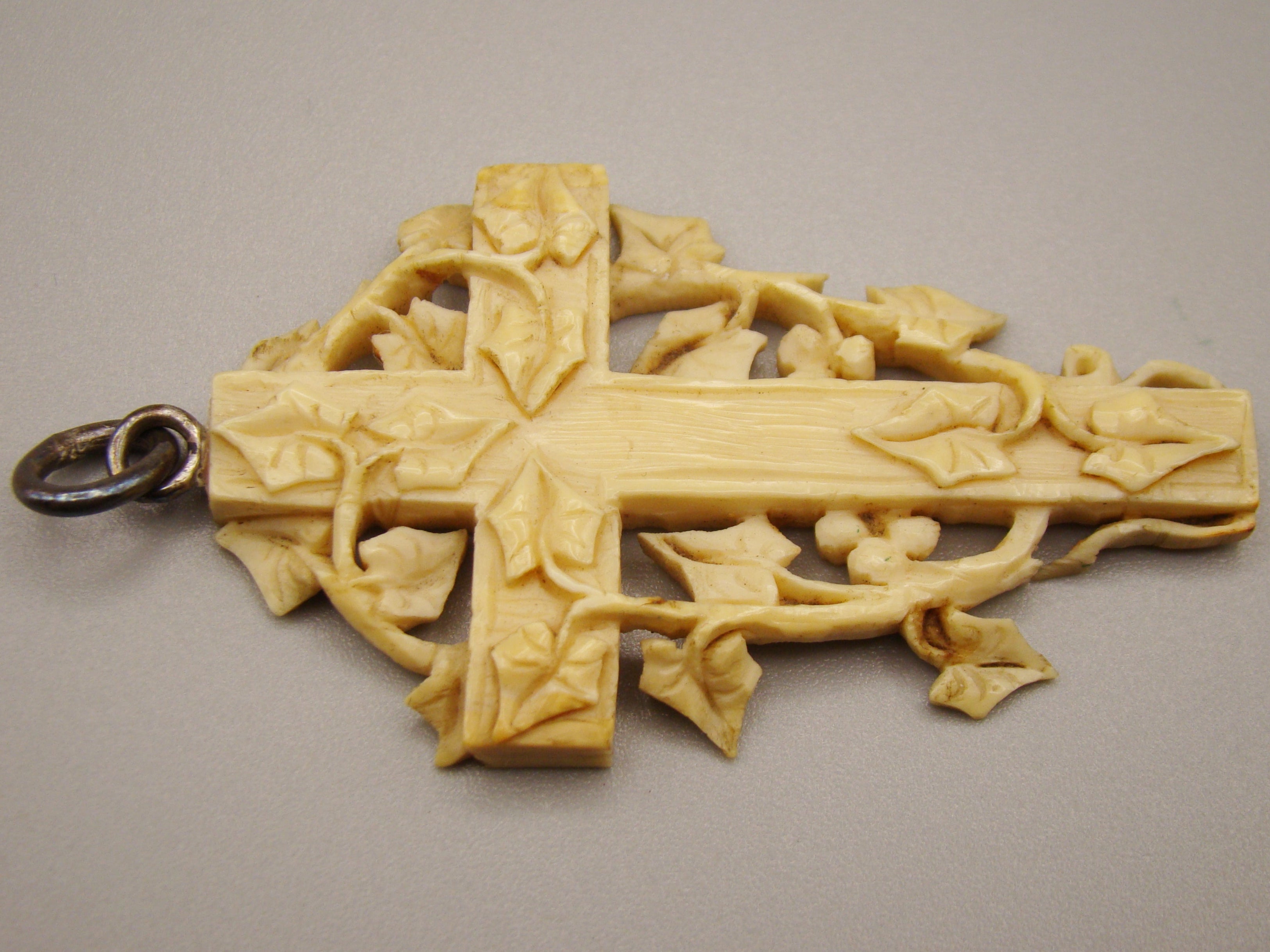 Antique Ivory, Natural Ivory, Ivory Figurine, Mediterranean Ivory, handcarved Ivory, Asien Ivory, Elephant Ivory