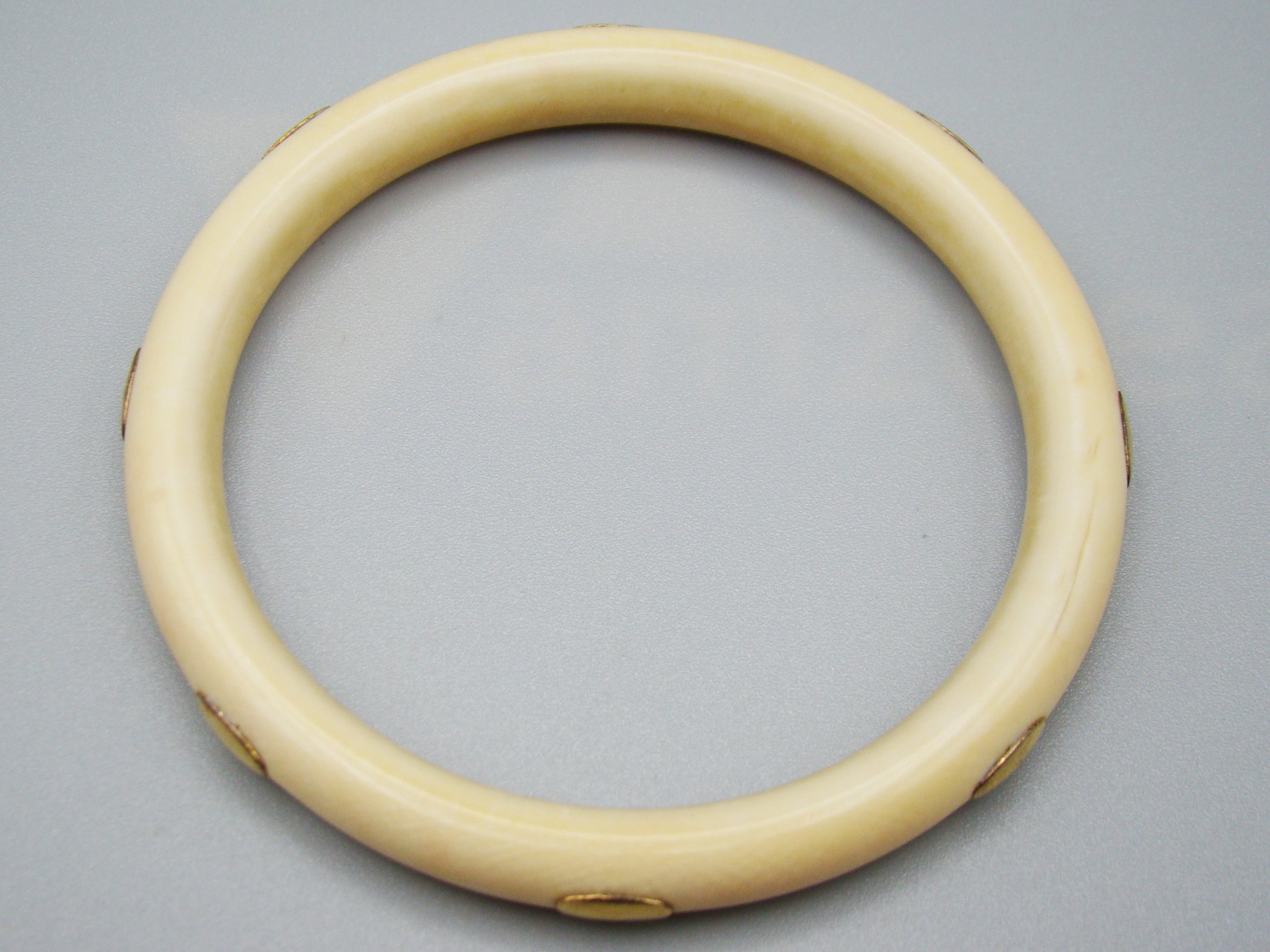Antique Natural Elephant Ivory Bracelet - Kingdom of Antique Arts