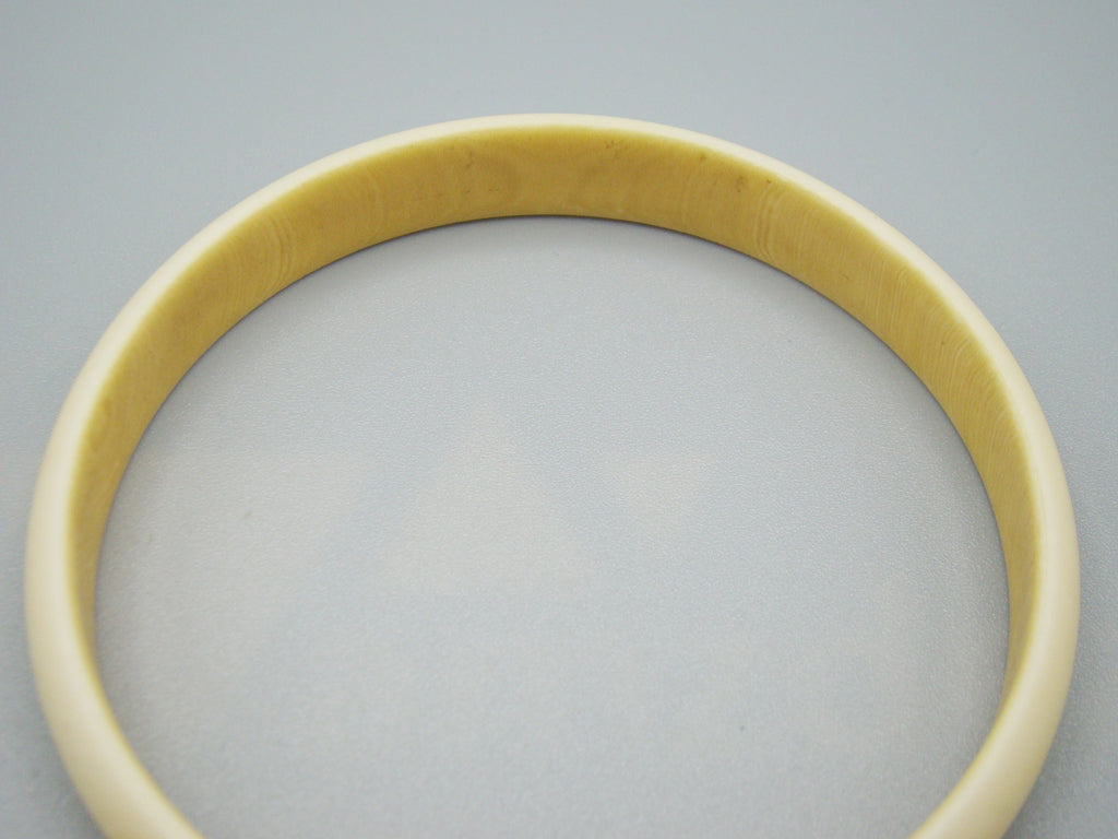 Antique Ivory, Natural Ivory, Ivory Bracelet, Mediterranean Ivory, handcarved Ivory, Asien Ivory, Elephant Ivory