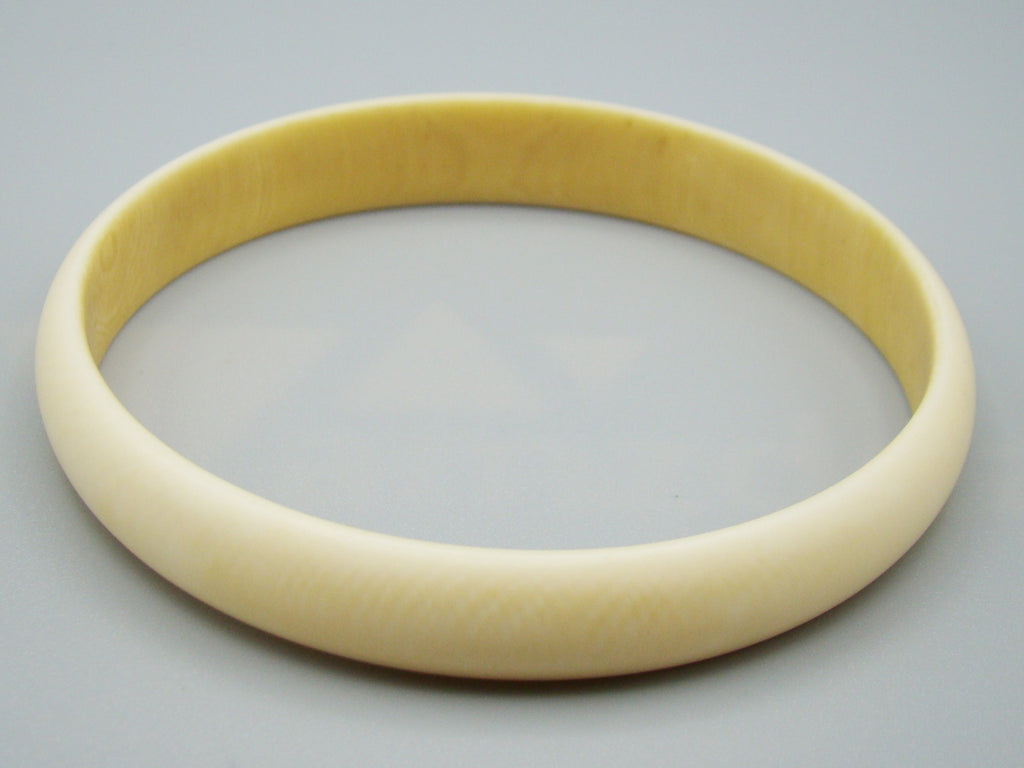 Antique Ivory, Natural Ivory, Ivory Bracelet, Mediterranean Ivory, handcarved Ivory, Asien Ivory, Elephant Ivory