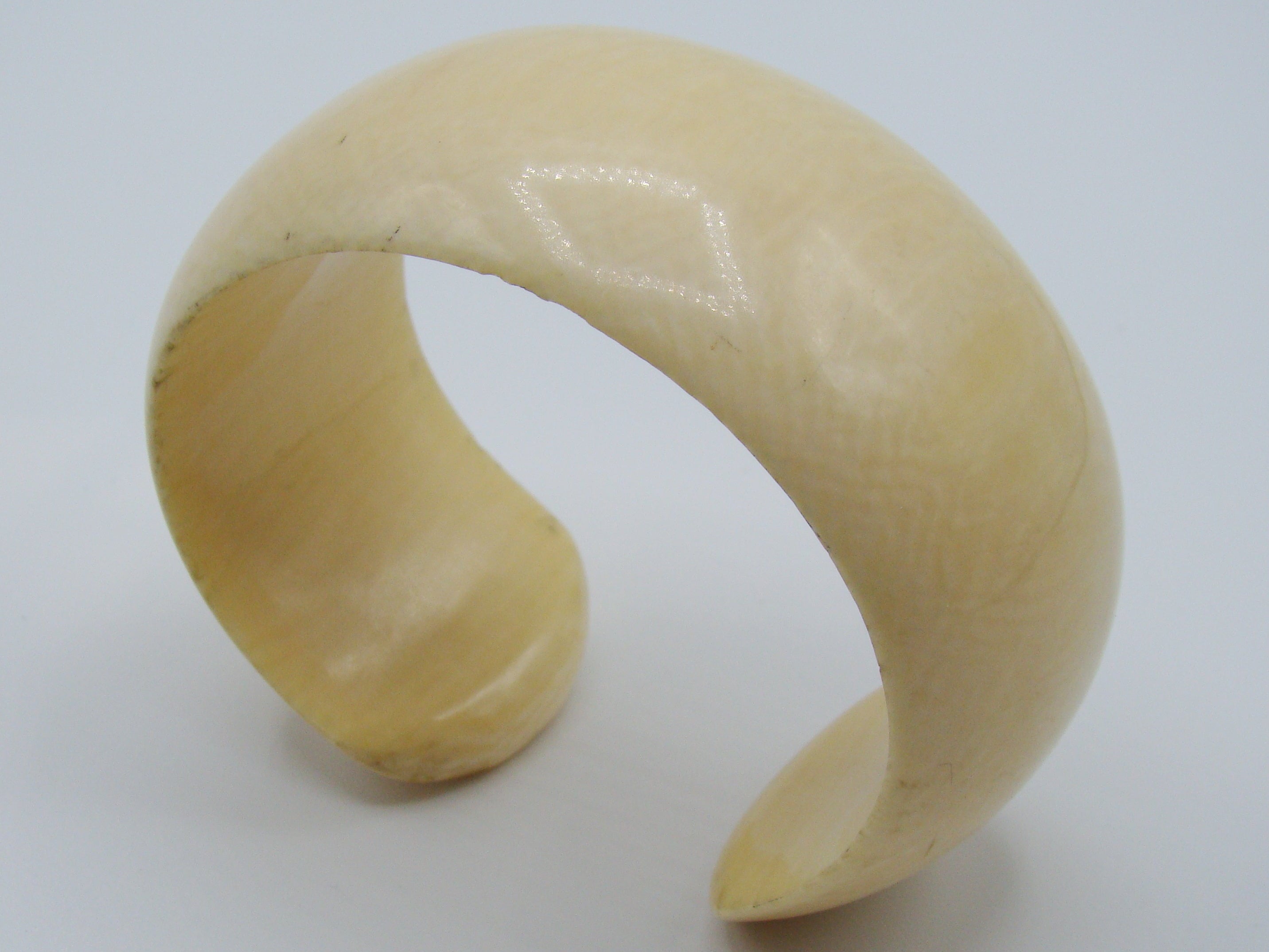 Antique Natural Elephant Ivory Bracelet - Kingdom of Antique Arts