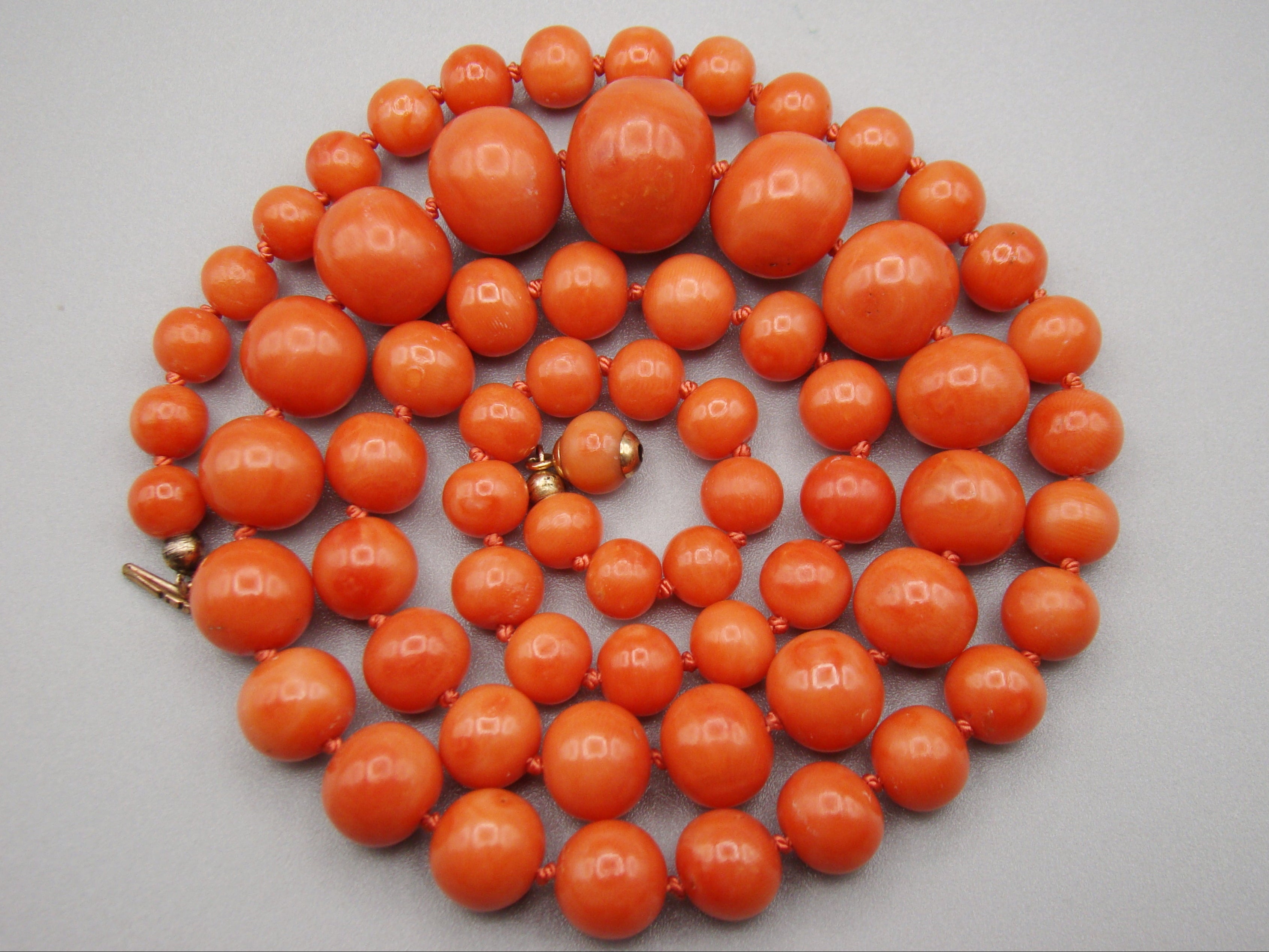 Antique Natural Undyed Momo Salmon Coral Necklace - Kingdom of Antique Arts