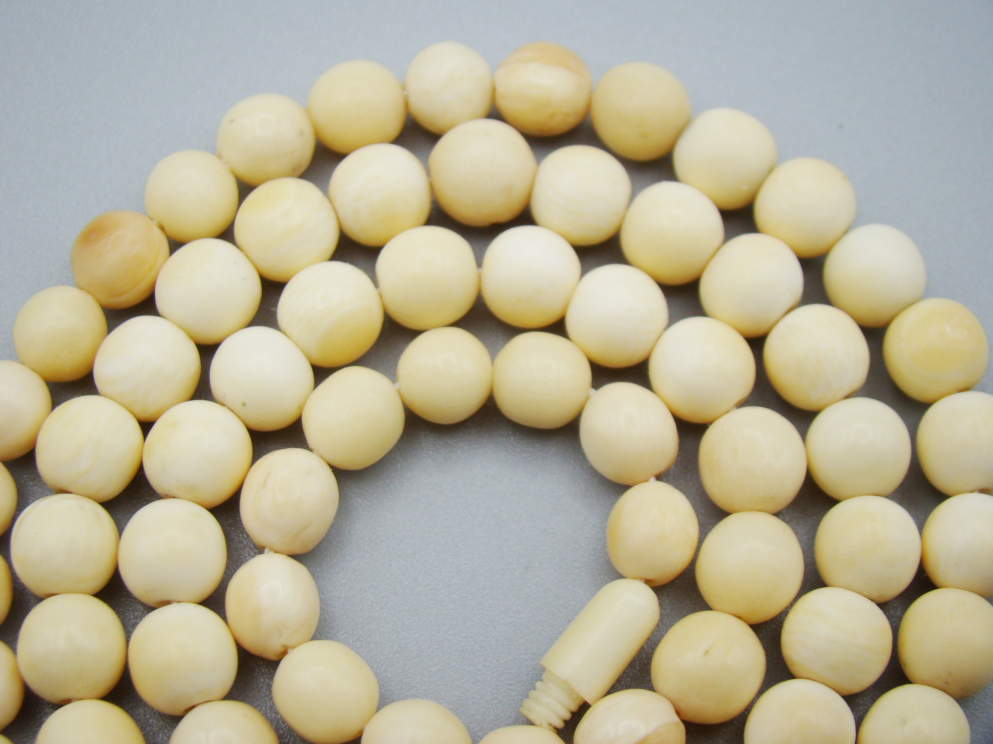 Antique Natural Elephant Ivory Necklace - Kingdom of Antique Arts