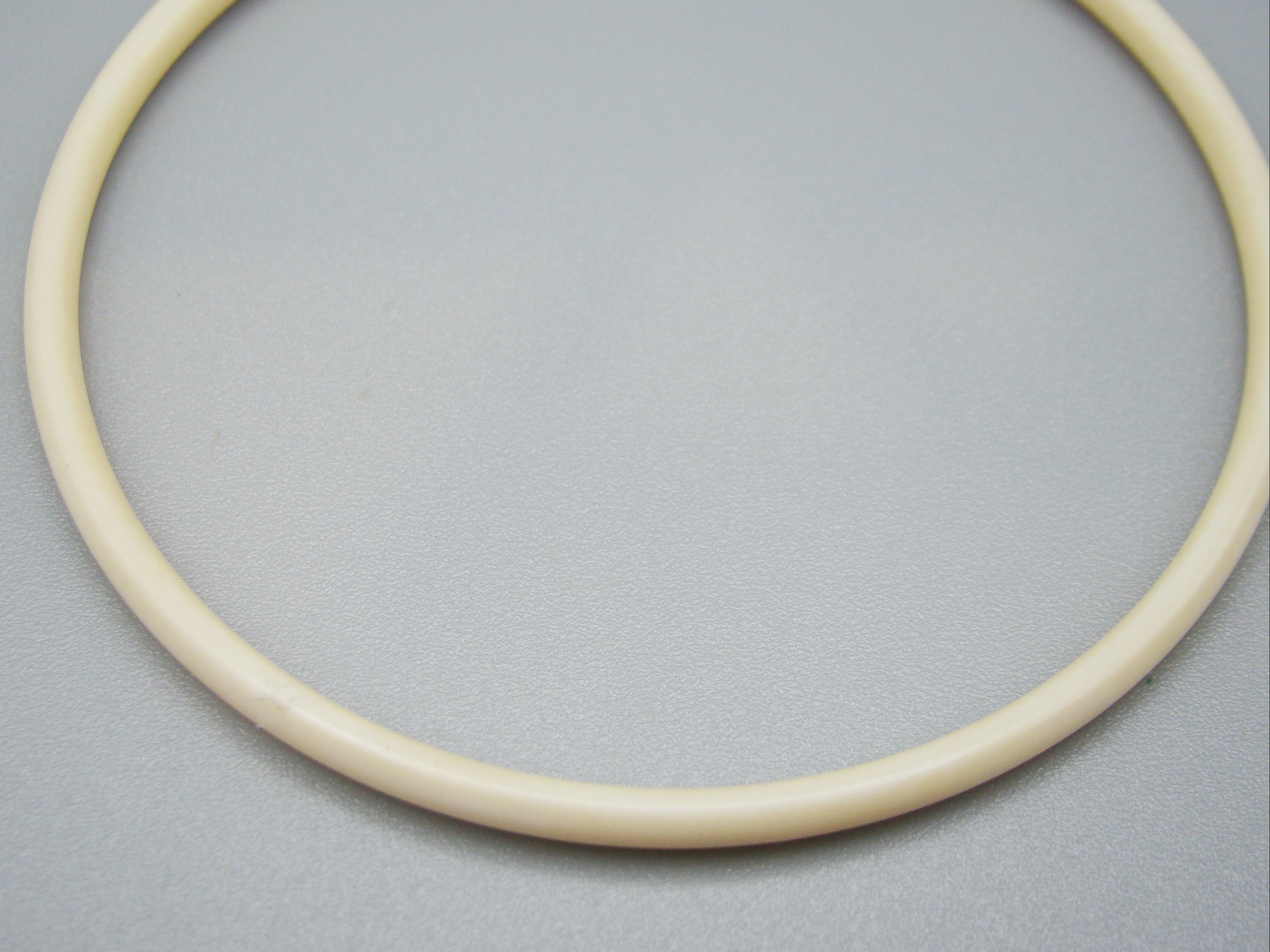Antique Ivory, Natural Ivory, Ivory Bracelet, Mediterranean Ivory, handcarved Ivory, Asien Ivory, Elephant Ivory