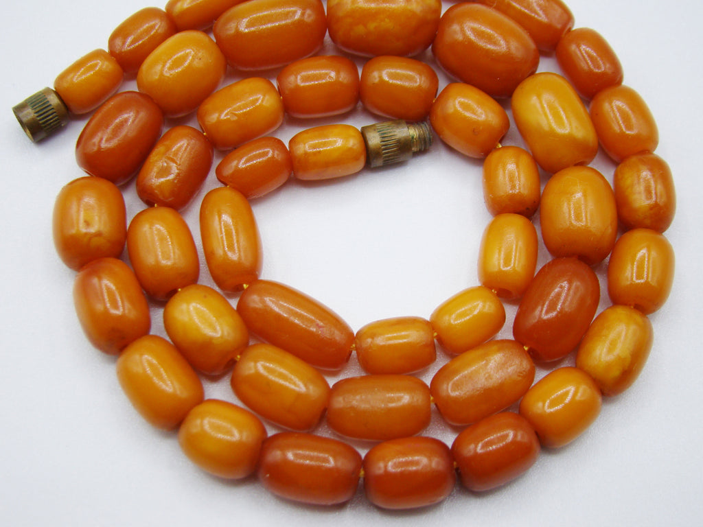 baltic amber, amber, antique, amber beads, egg Yolk, amber chain, Rosary beads, مسبحة, Masbaha, Muslim prayer beads حبيت الدورة ,العنبر الهندى
