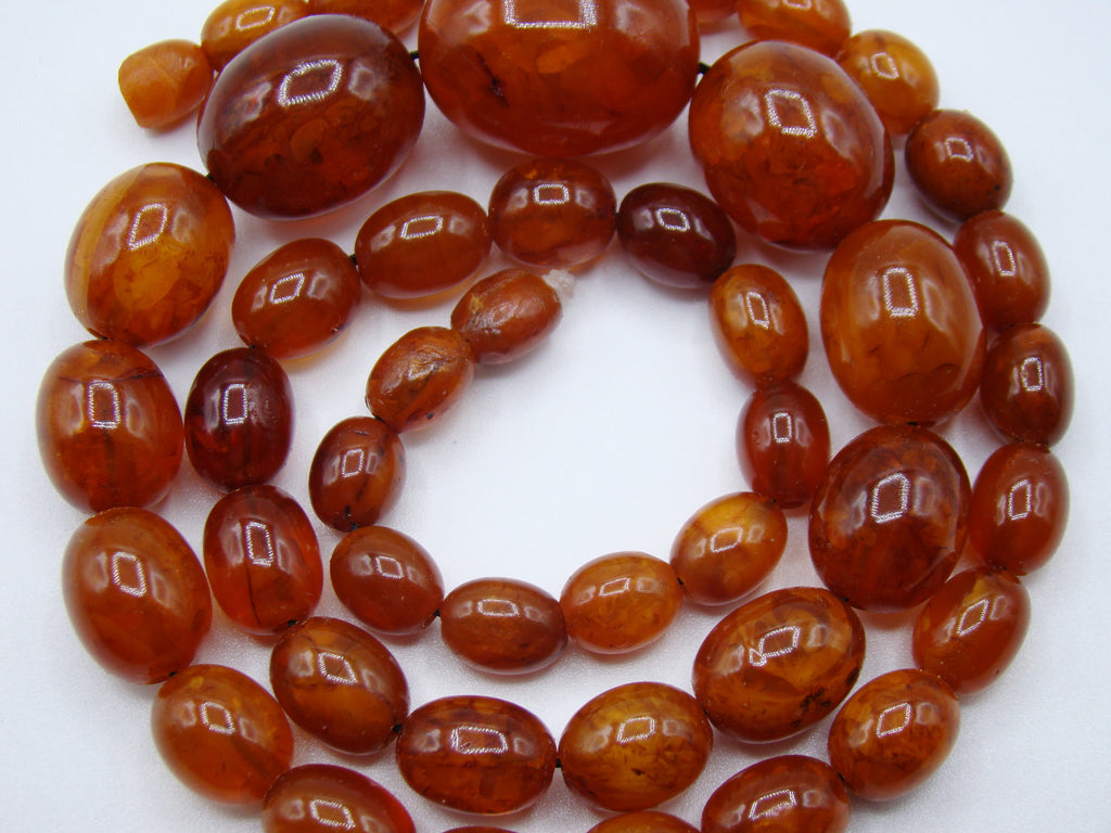 baltic amber, amber, antique, amber beads, egg Yolk, amber chain, Rosary beads, مسبحة, Masbaha, Muslim prayer beads حبيت الدورة ,العنبر الهندى
