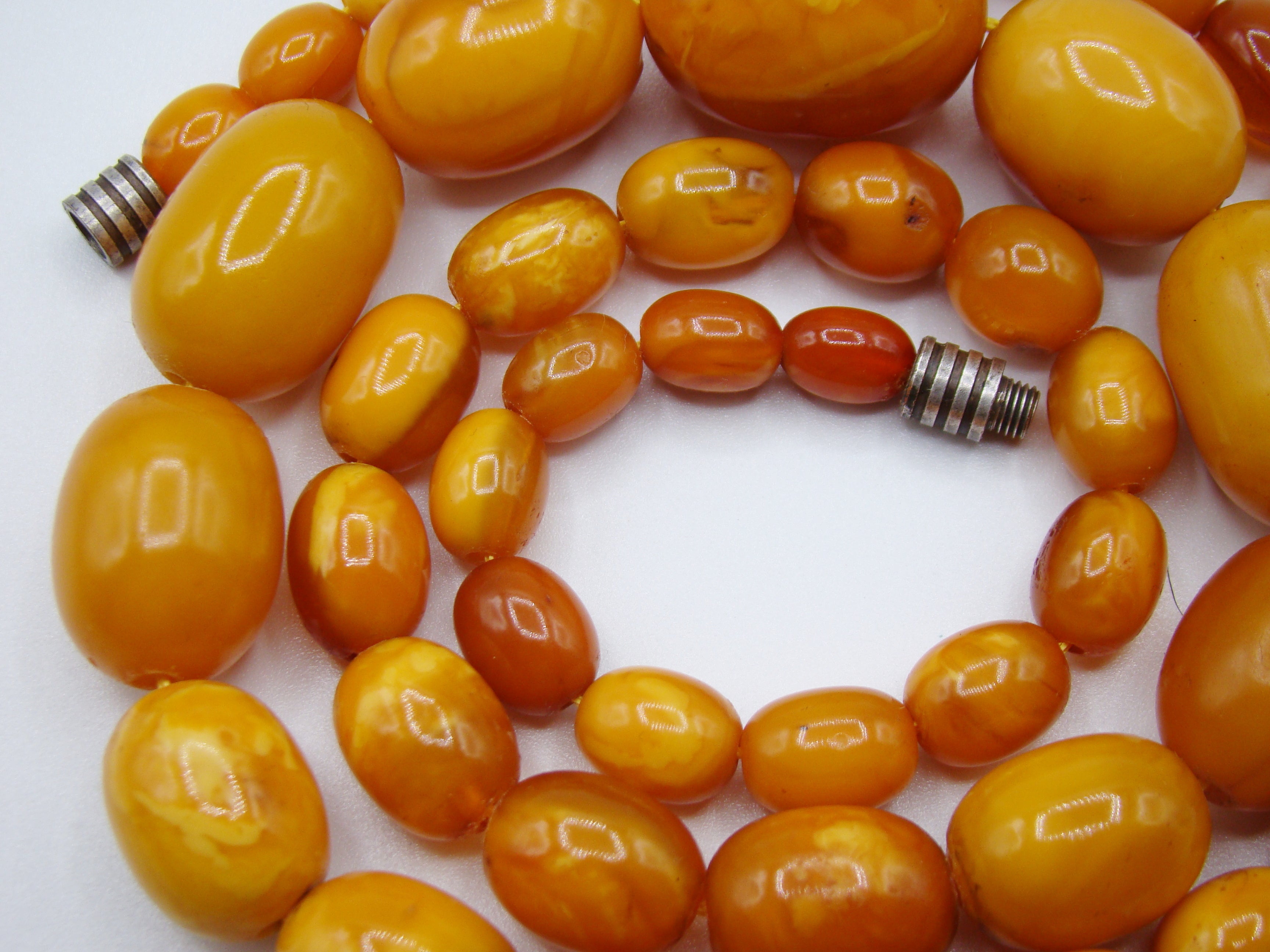 baltic amber, amber, antique, amber beads, egg Yolk, amber chain, Rosary beads, مسبحة, Masbaha, Muslim prayer beads حبيت الدورة ,العنبر الهندى