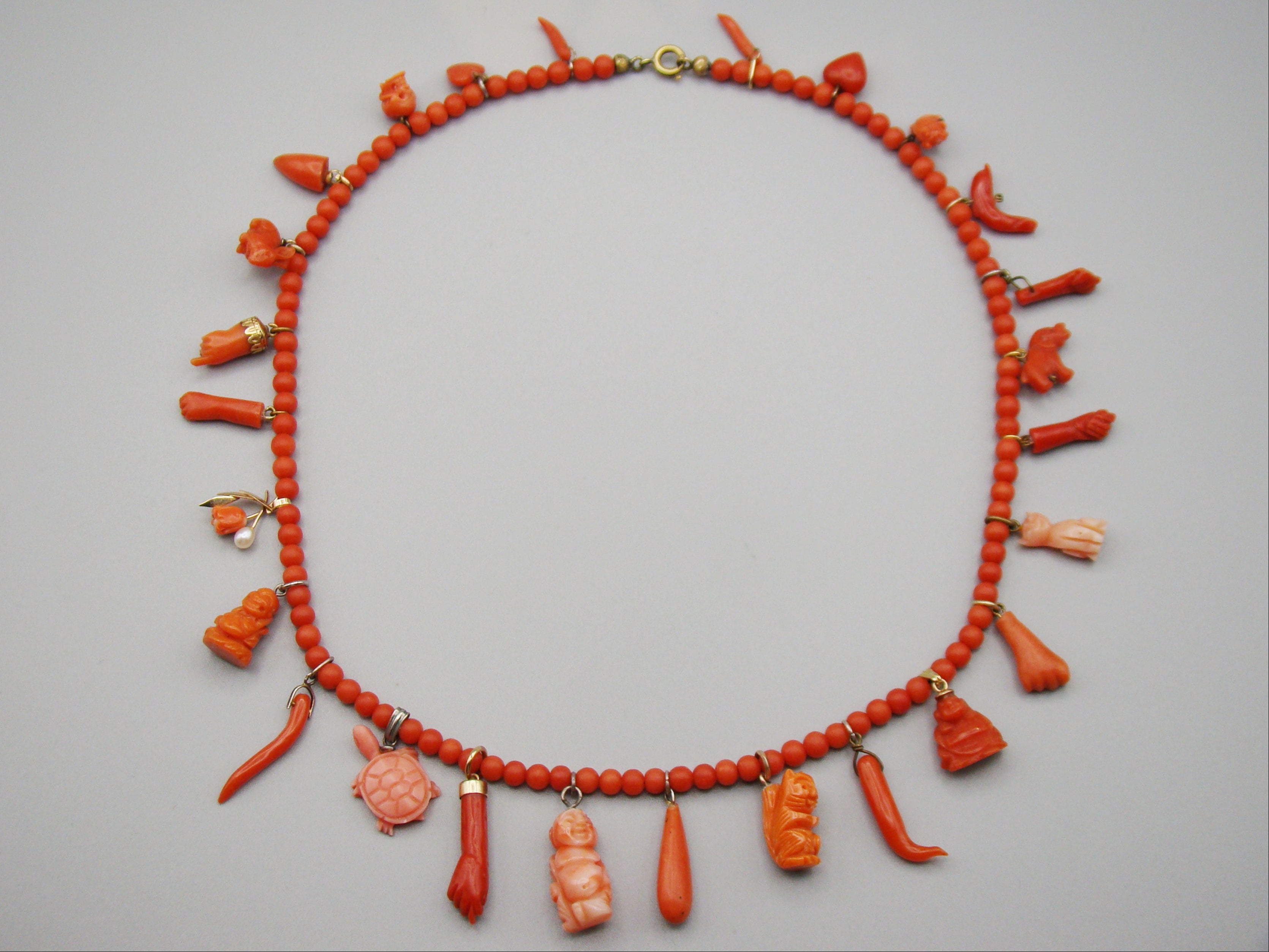 antique coral, natural coral, undyed coral, momo salmon coral, Italian coral, pacific coral, Sardinian Coral, sea coral, Mediterranean coral, Mediterranean necklace, Mediterranean chain, coral necklace, Mediterranean momo coral, handcarved coral, momo coral, salmon coral, Gold 14 Karat, Gold 18 Karat