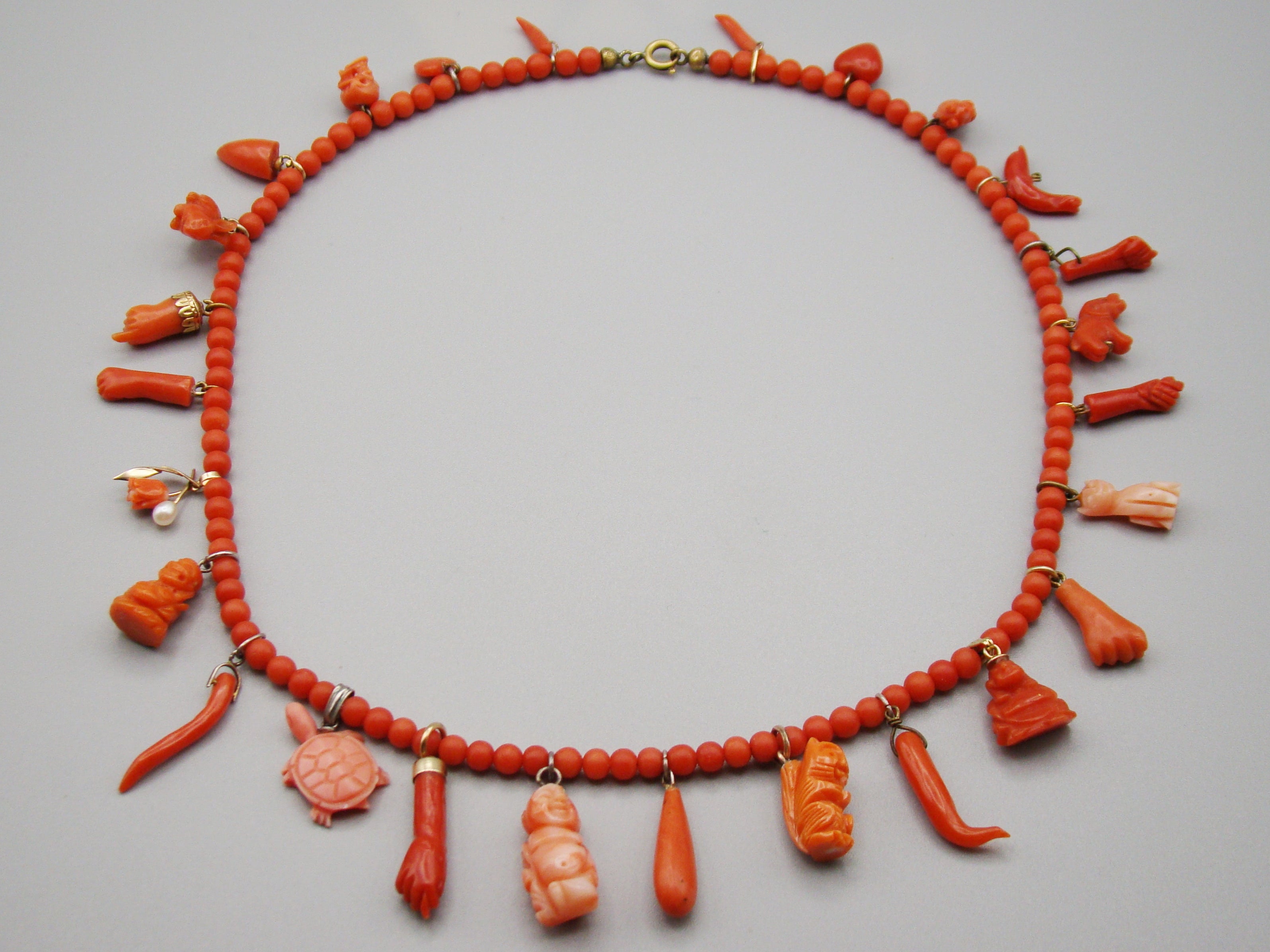 antique coral, natural coral, undyed coral, momo salmon coral, Italian coral, pacific coral, Sardinian Coral, sea coral, Mediterranean coral, Mediterranean necklace, Mediterranean chain, coral necklace, Mediterranean momo coral, handcarved coral, momo coral, salmon coral, Gold 14 Karat, Gold 18 Karat