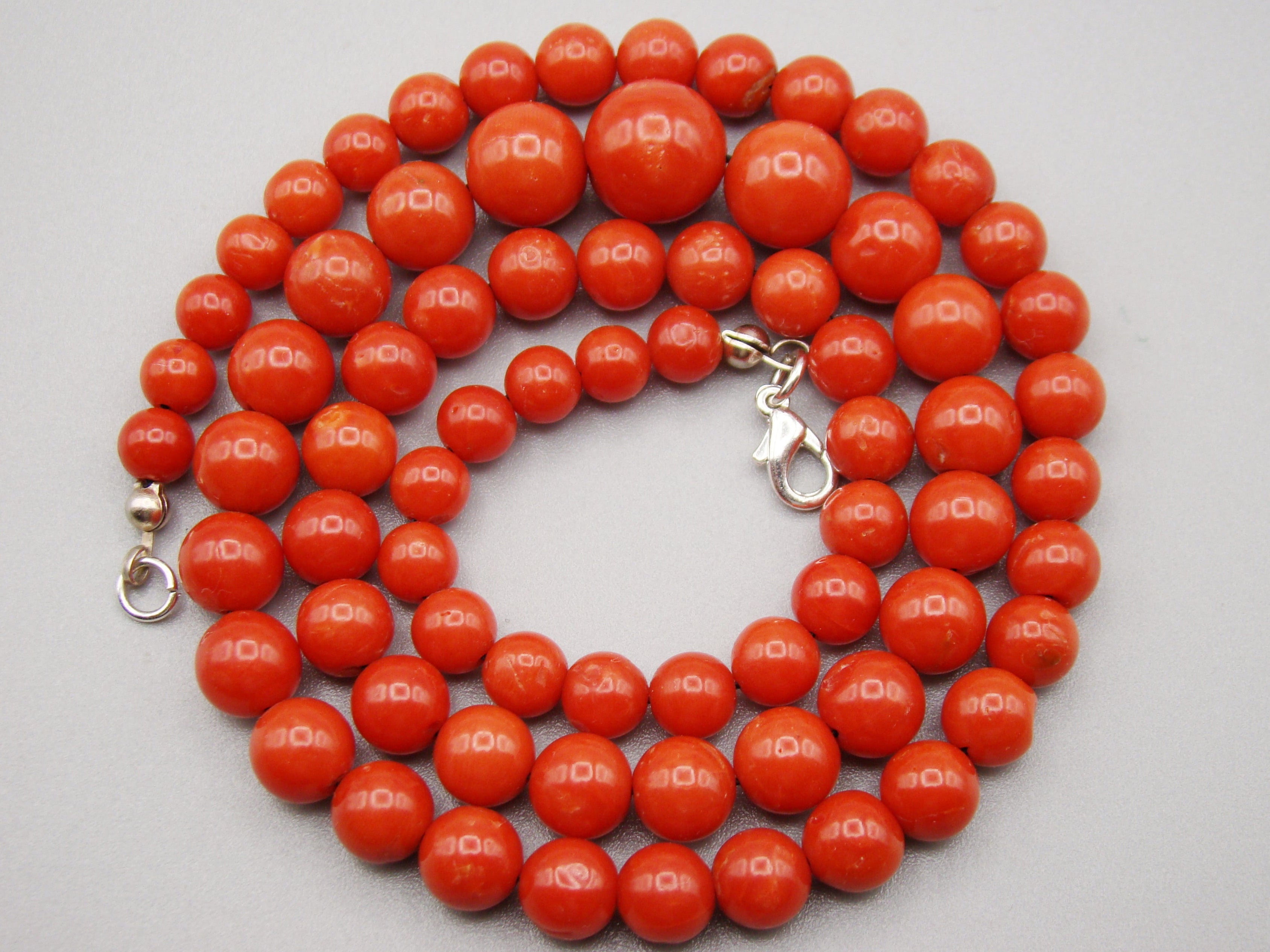 Antique Natural Undyed Mediterranean Aka Red Coral Necklace - Kingdom of Antique Arts