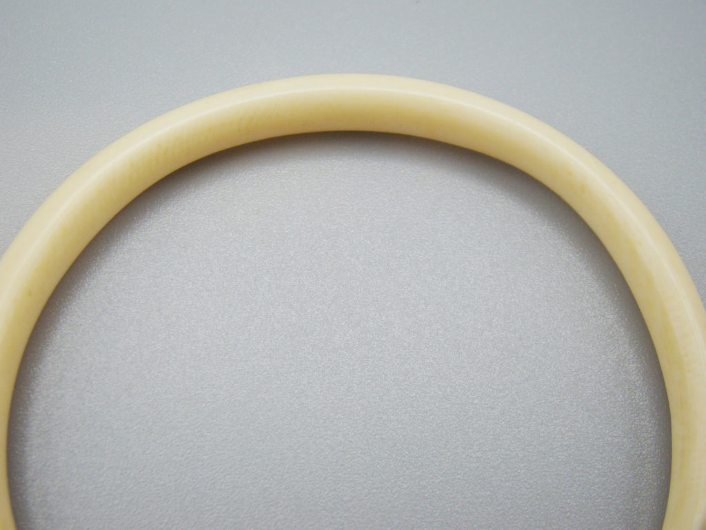 Antique Ivory, Natural Ivory, Ivory Bracelet, Mediterranean Ivory, handcarved Ivory, Asien Ivory, Elephant Ivory