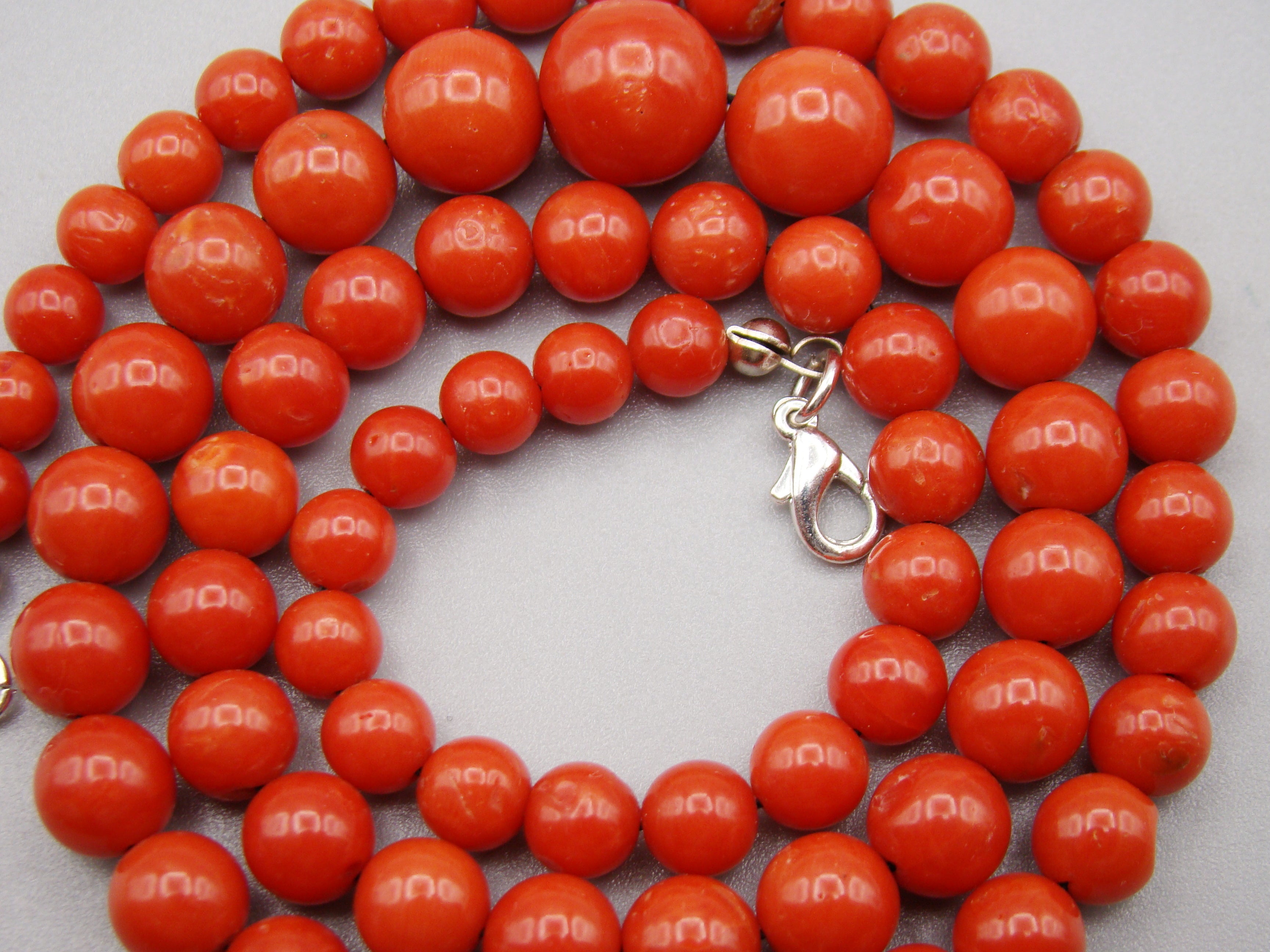 Antique Natural Undyed Mediterranean Aka Red Coral Necklace - Kingdom of Antique Arts