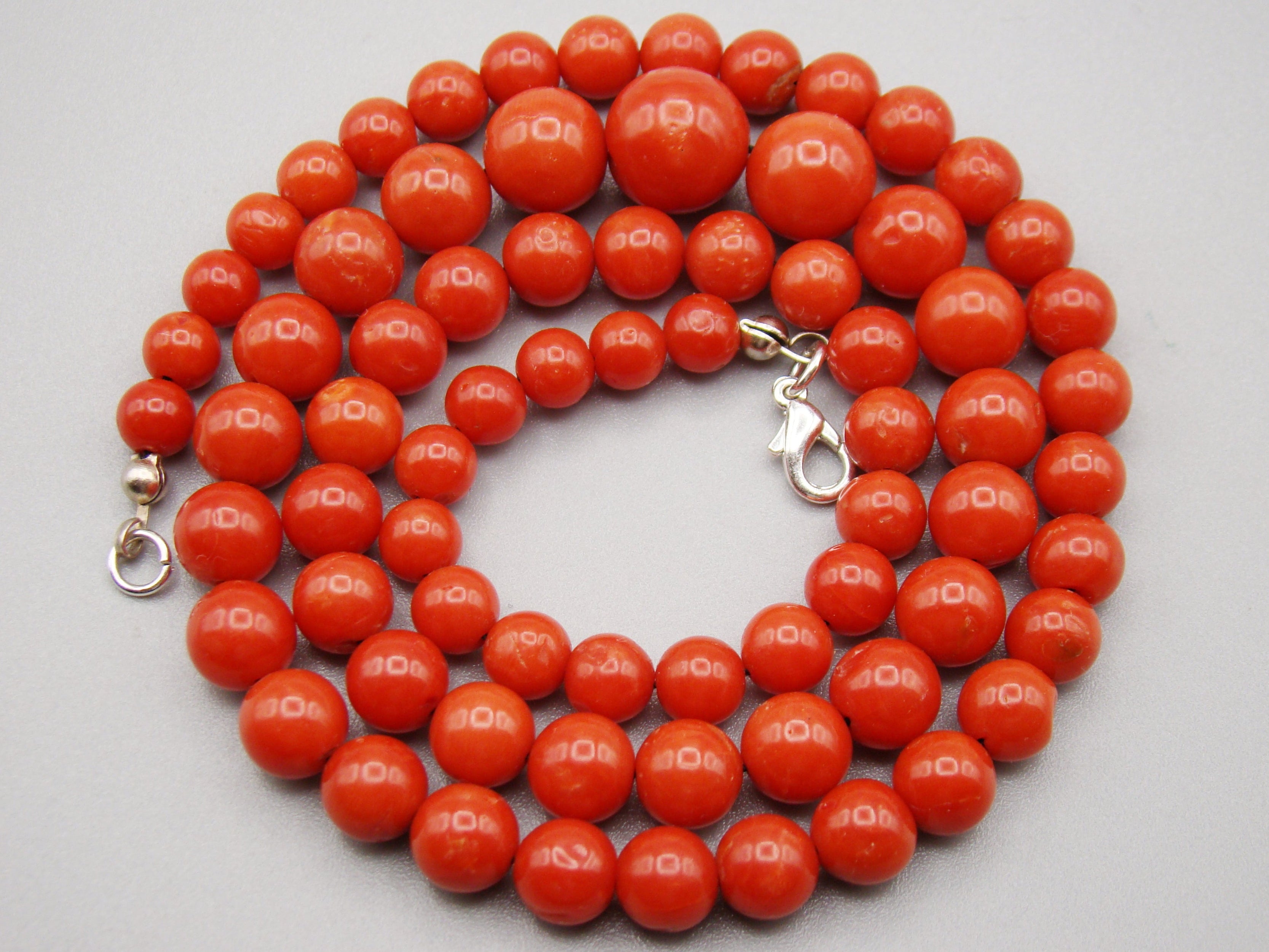 Antique Natural Undyed Mediterranean Aka Red Coral Necklace - Kingdom of Antique Arts