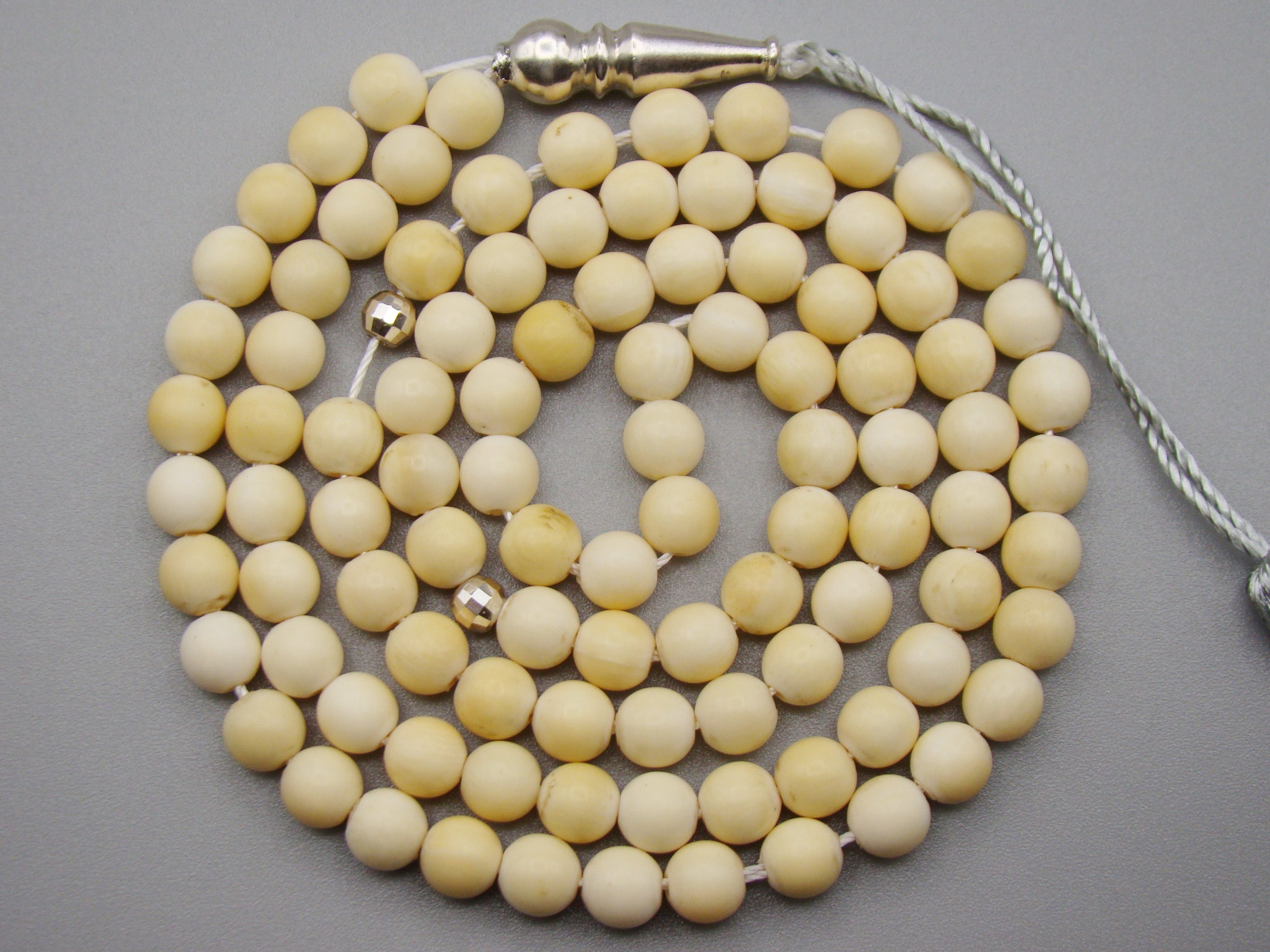 Antique Ivory, Natural Ivory, Mediterranean Ivory, handcarved Ivory, Asien Ivory, Elephant Ivory, Ivory Chain, Ivory necklace, Ivory Rosary, Rosary beads,  مسبحة, Masbaha, Muslim prayer beads, Sterling Silver
