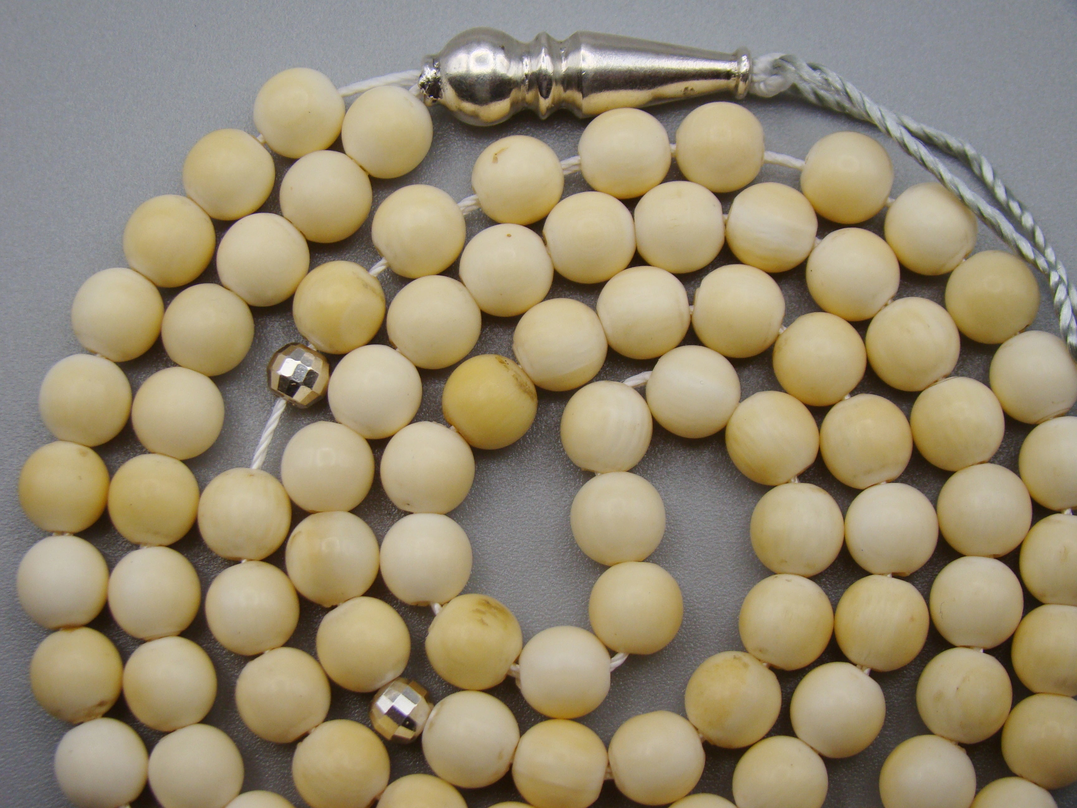 Antique Ivory, Natural Ivory, Mediterranean Ivory, handcarved Ivory, Asien Ivory, Elephant Ivory, Ivory Chain, Ivory necklace, Ivory Rosary, Rosary beads,  مسبحة, Masbaha, Muslim prayer beads, Sterling Silver