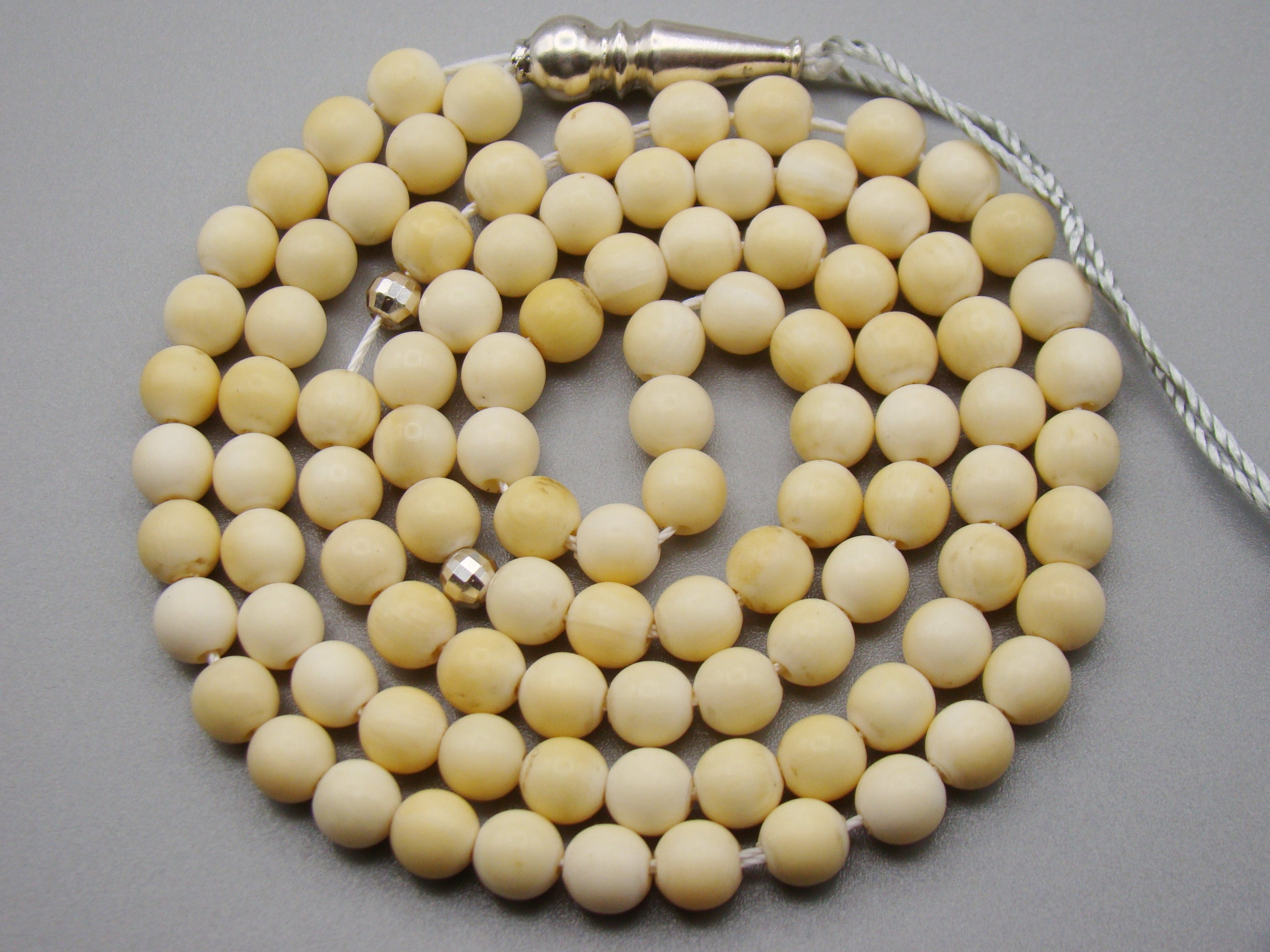 Antique Ivory, Natural Ivory, Mediterranean Ivory, handcarved Ivory, Asien Ivory, Elephant Ivory, Ivory Chain, Ivory necklace, Ivory Rosary, Rosary beads,  مسبحة, Masbaha, Muslim prayer beads, Sterling Silver