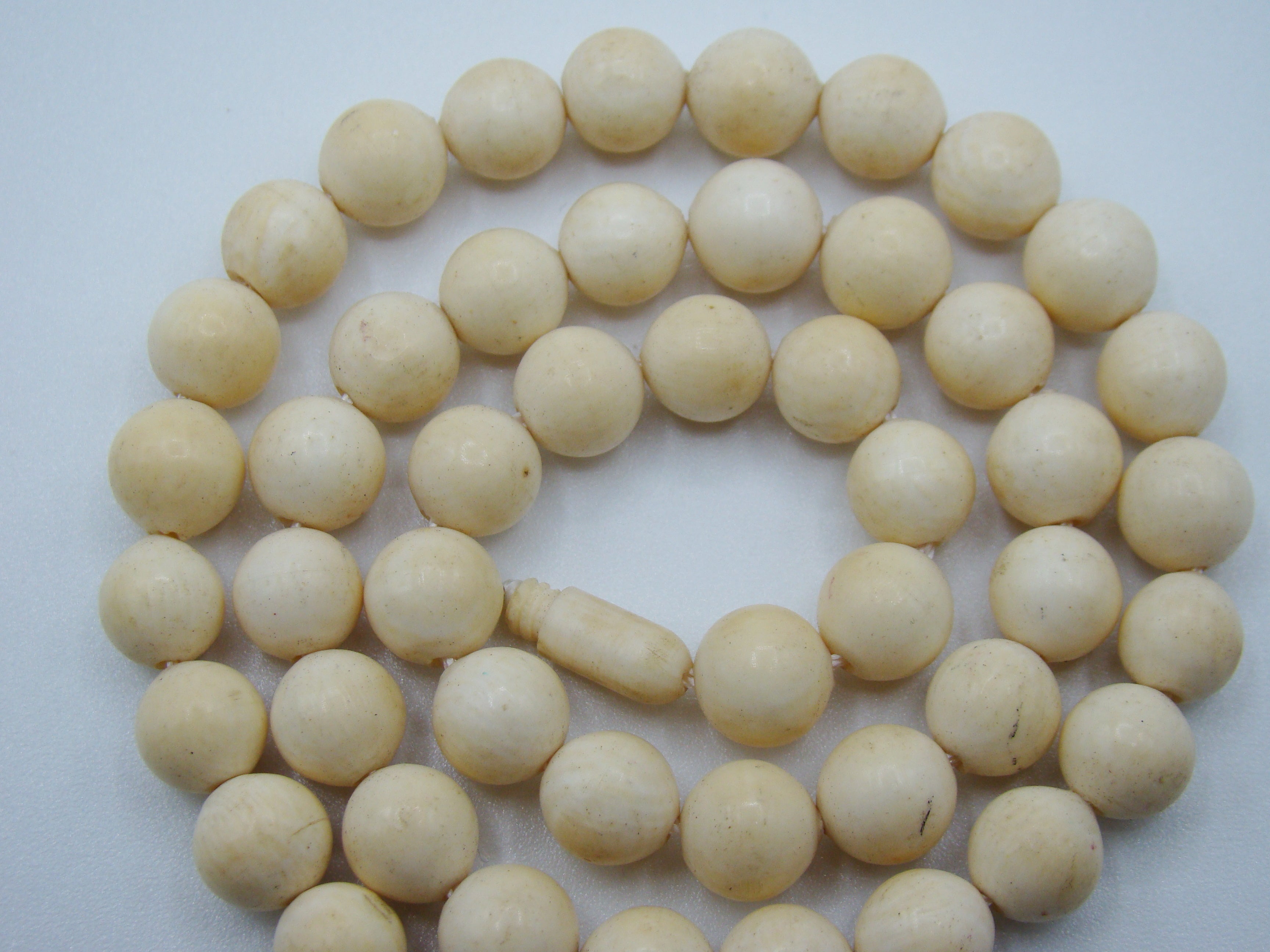 Antique Natural Elephant Ivory Necklace - Kingdom of Antique Arts