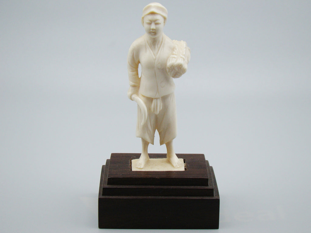 Antique Ivory, Natural Ivory, Ivory Figurine, Mediterranean Ivory, handcarved Ivory, Asien Ivory, Elephant Ivory