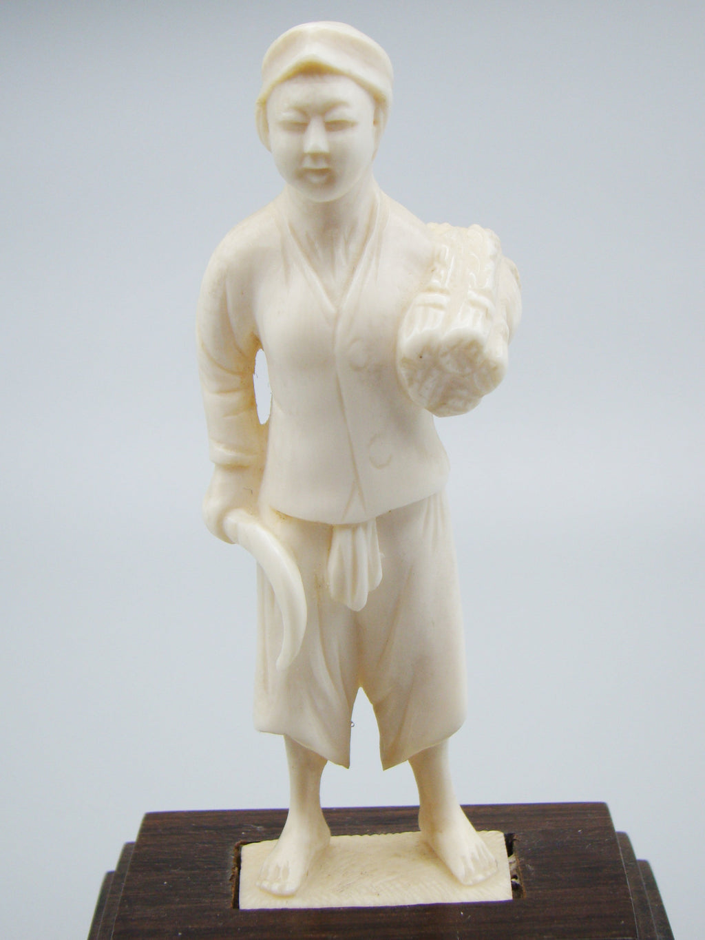 Antique Ivory, Natural Ivory, Ivory Figurine, Mediterranean Ivory, handcarved Ivory, Asien Ivory, Elephant Ivory