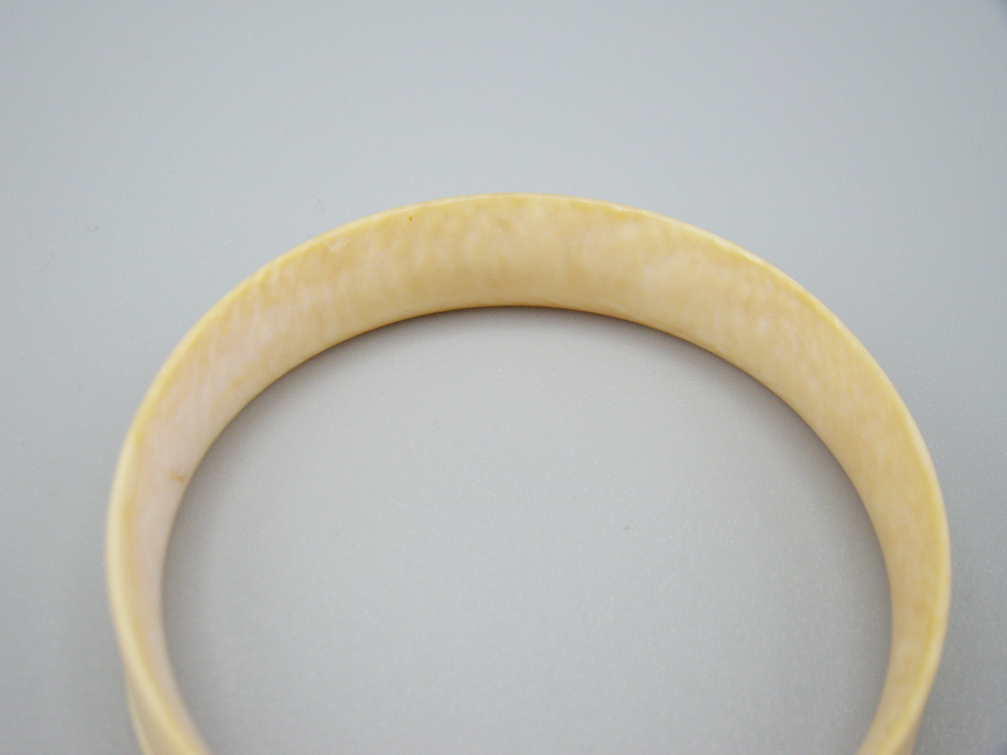 Antique Natural Elephant Ivory Bracelet - Kingdom of Antique Arts