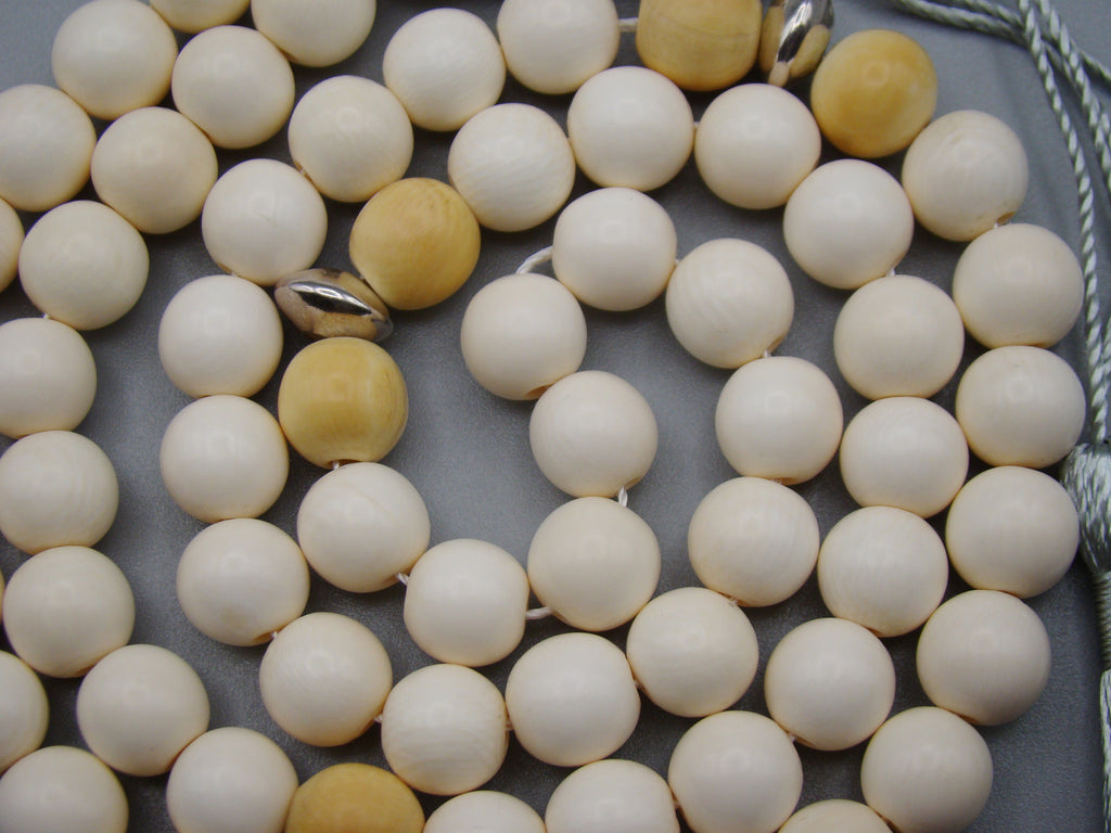 Antique Ivory, Natural Ivory, Mediterranean Ivory, handcarved Ivory, Asien Ivory, Elephant Ivory, Ivory Chain, Ivory necklace, Ivory Rosary, Rosary beads,  مسبحة, Masbaha, Muslim prayer beads, Sterling Silver