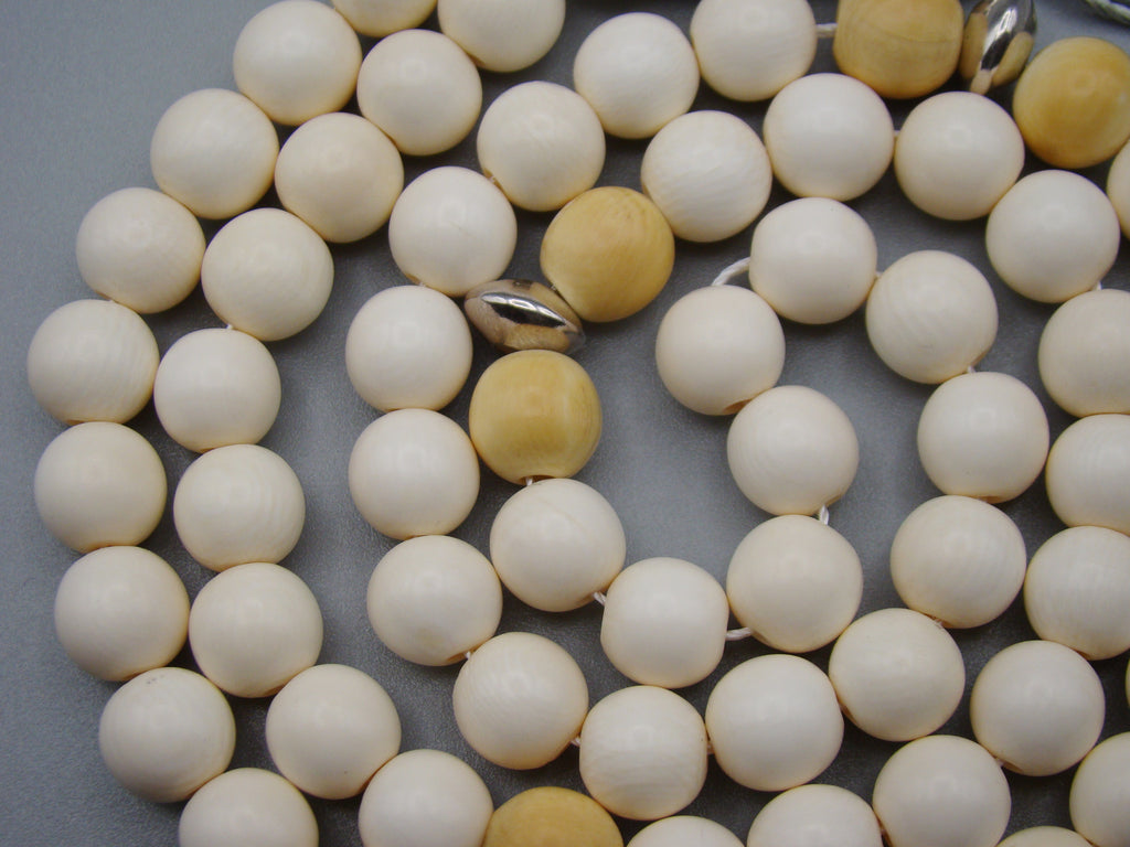 Antique Ivory, Natural Ivory, Mediterranean Ivory, handcarved Ivory, Asien Ivory, Elephant Ivory, Ivory Chain, Ivory necklace, Ivory Rosary, Rosary beads,  مسبحة, Masbaha, Muslim prayer beads, Sterling Silver