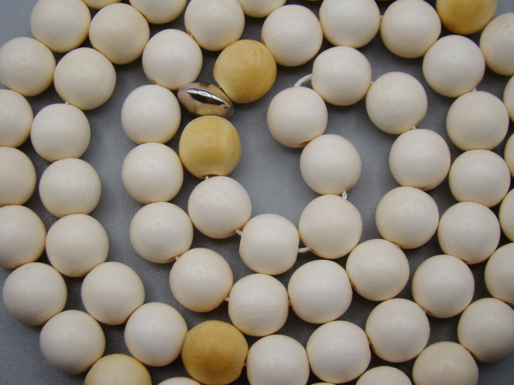 Antique Ivory, Natural Ivory, Mediterranean Ivory, handcarved Ivory, Asien Ivory, Elephant Ivory, Ivory Chain, Ivory necklace, Ivory Rosary, Rosary beads,  مسبحة, Masbaha, Muslim prayer beads, Sterling Silver