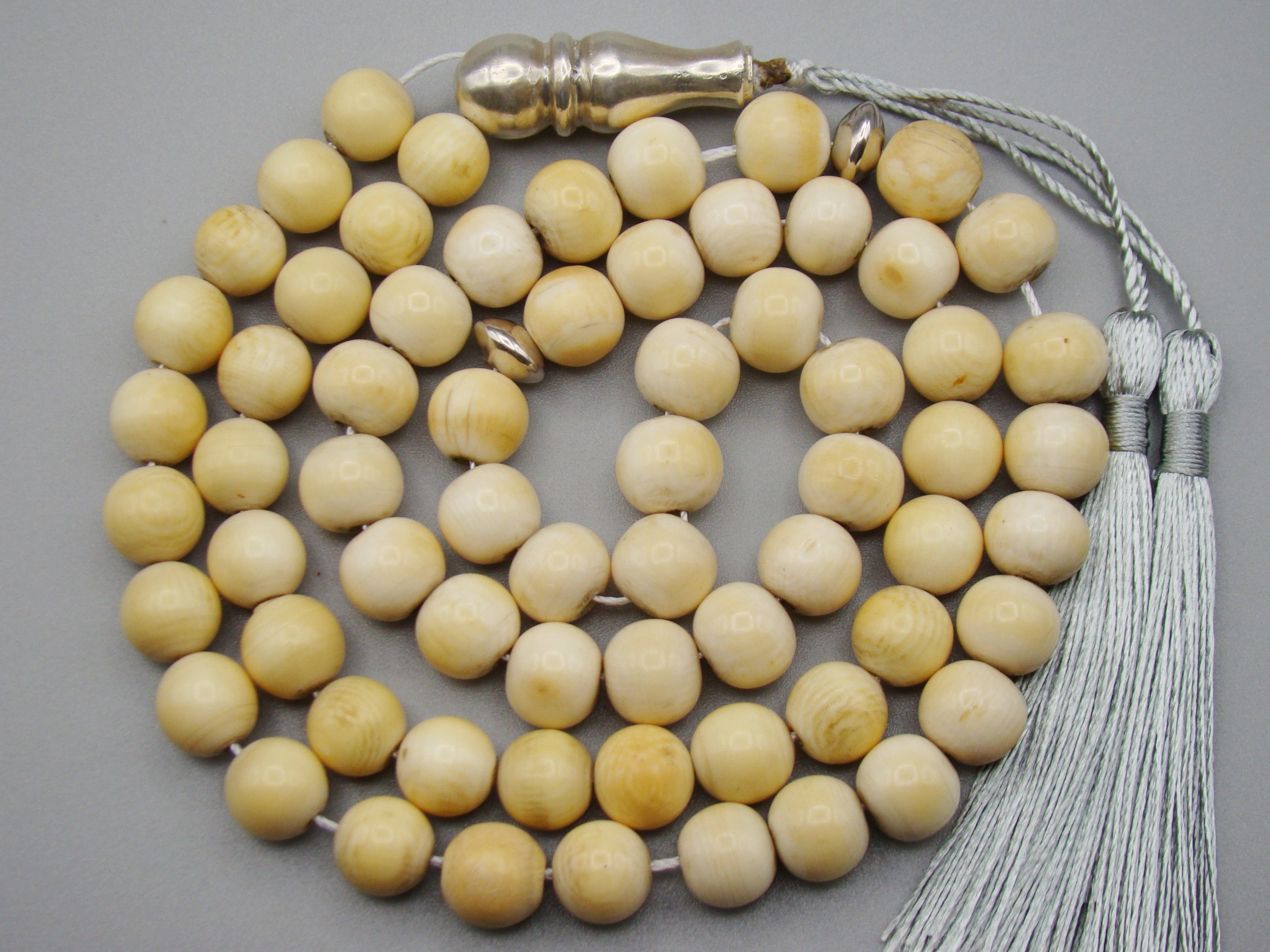 Antique Ivory, Natural Ivory, Mediterranean Ivory, handcarved Ivory, Asien Ivory, Elephant Ivory, Ivory Chain, Ivory necklace, Ivory Rosary, Rosary beads,  مسبحة, Masbaha, Muslim prayer beads, Sterling Silver