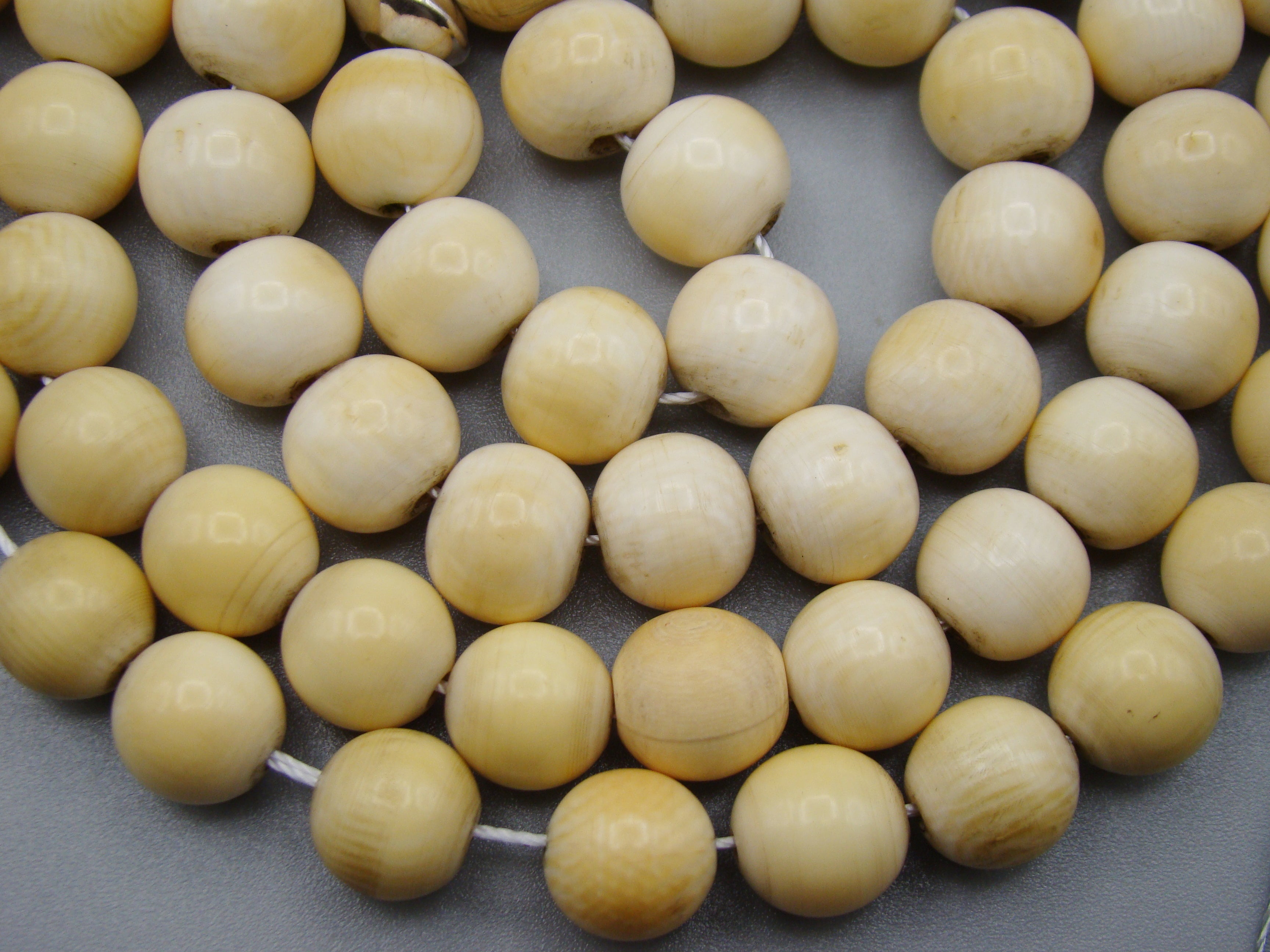 Antique Ivory, Natural Ivory, Mediterranean Ivory, handcarved Ivory, Asien Ivory, Elephant Ivory, Ivory Chain, Ivory necklace, Ivory Rosary, Rosary beads,  مسبحة, Masbaha, Muslim prayer beads, Sterling Silver