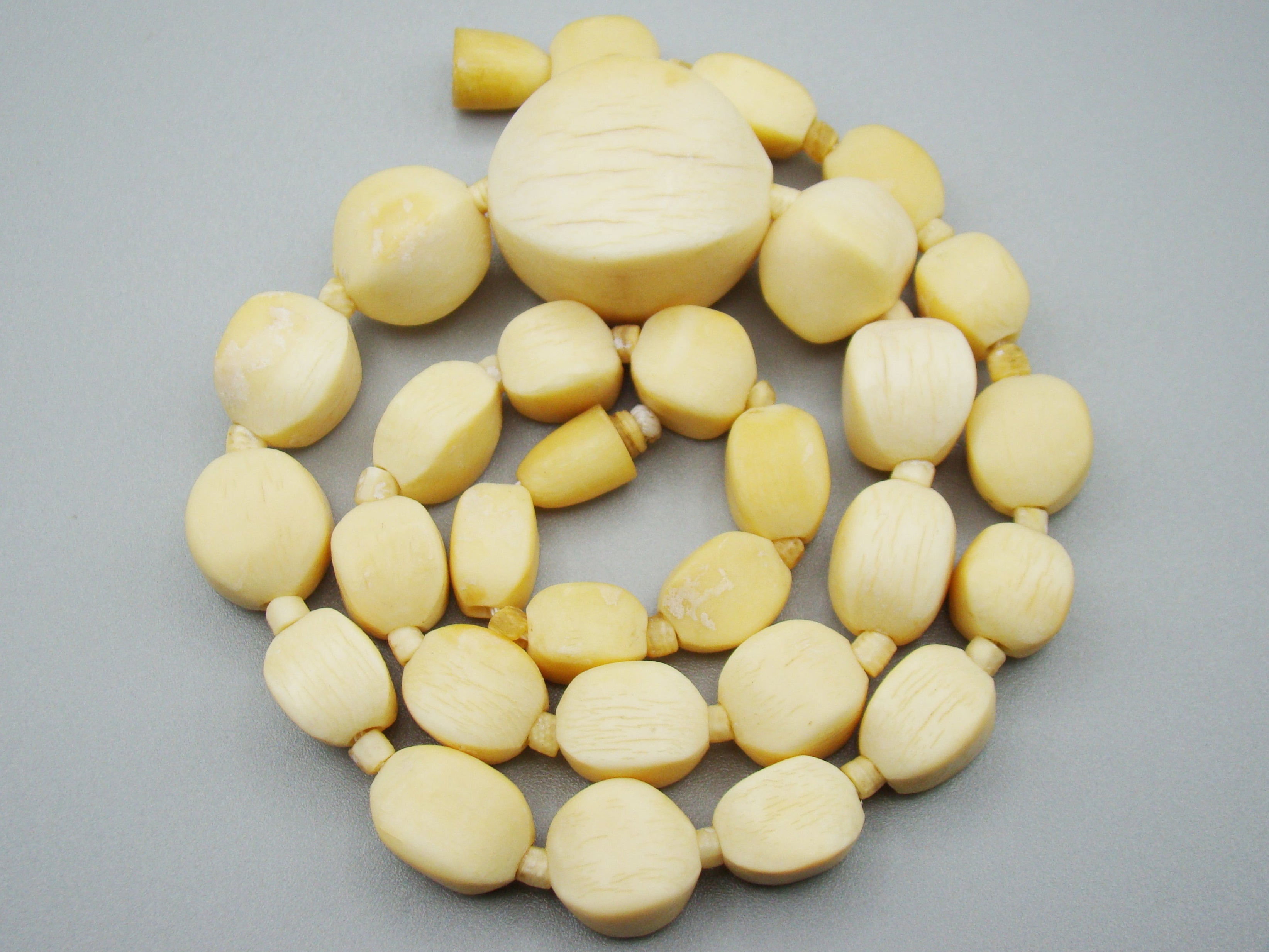 Antique Natural Elephant Ivory Necklace - Kingdom of Antique Arts