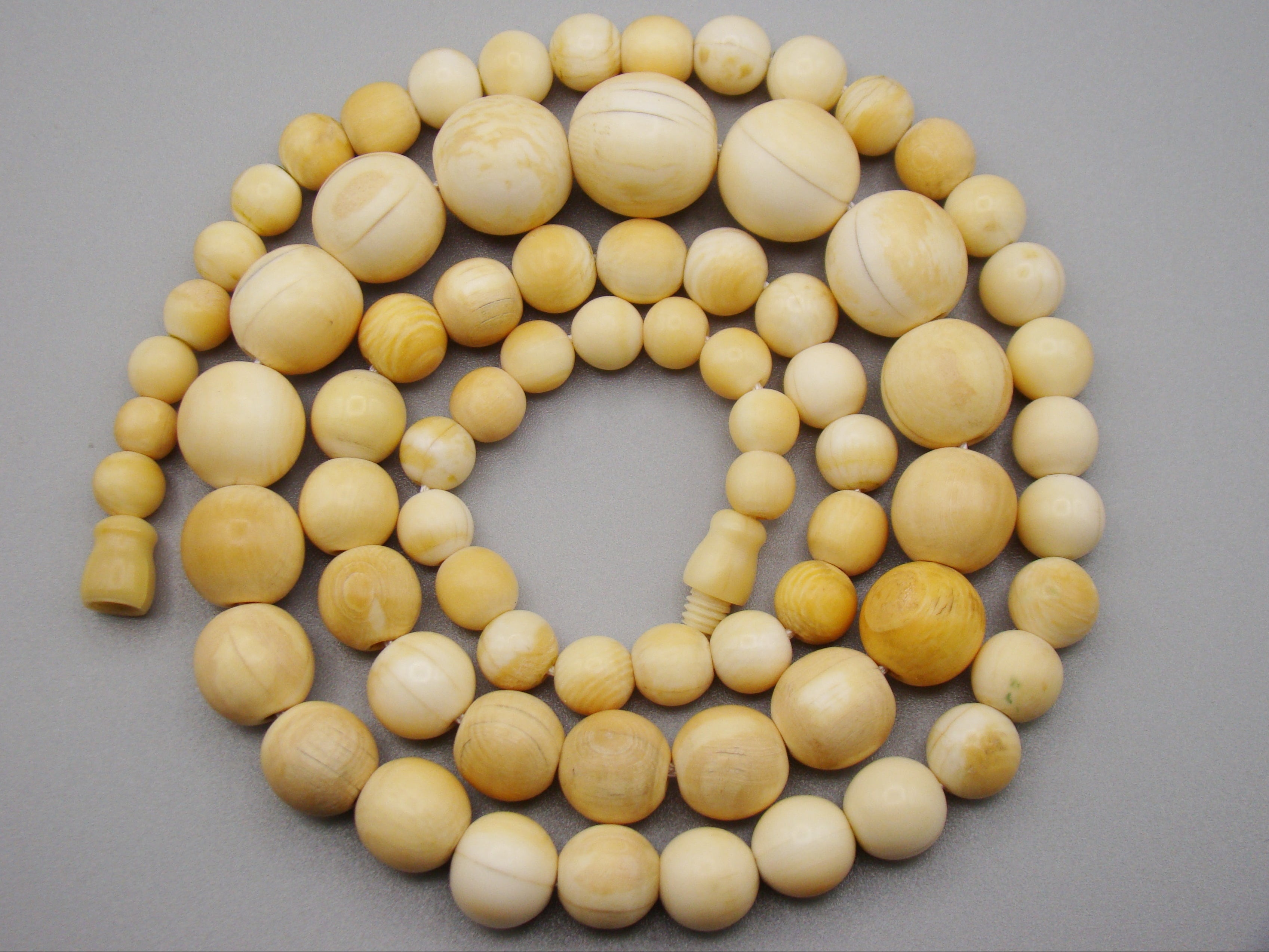 Antique Ivory, Natural Ivory, Ivory Necklace, Mediterranean Ivory, handcarved Ivory, Asien Ivory, Elephant Ivory, Ivory Chain