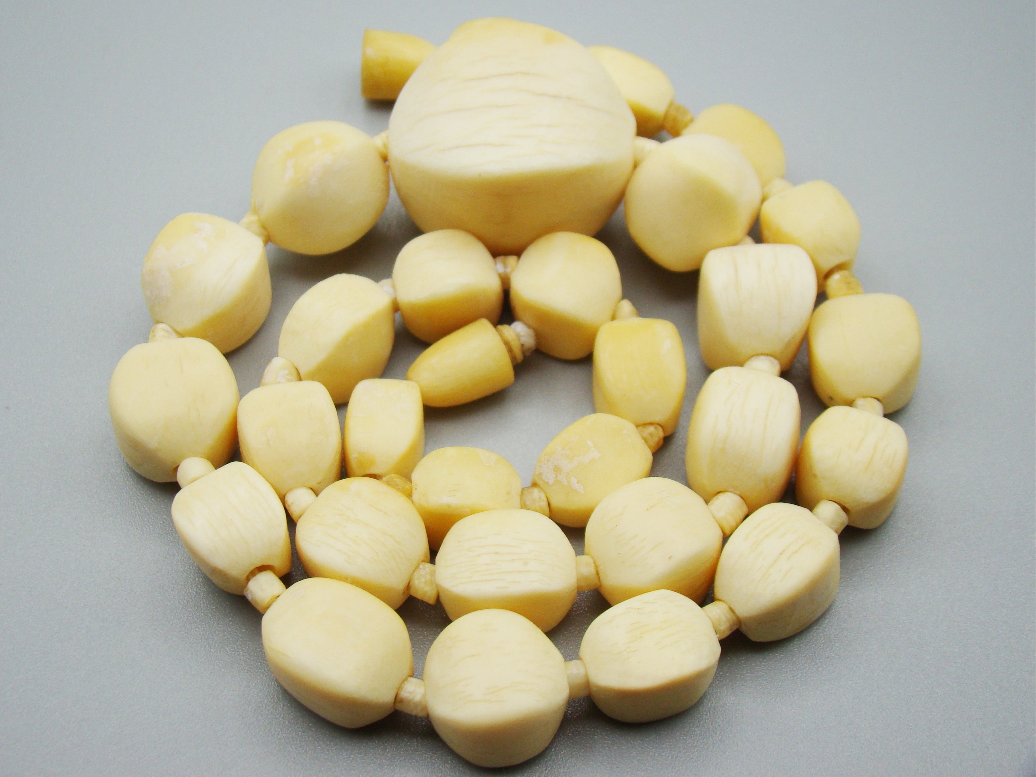 Antique Natural Elephant Ivory Necklace - Kingdom of Antique Arts